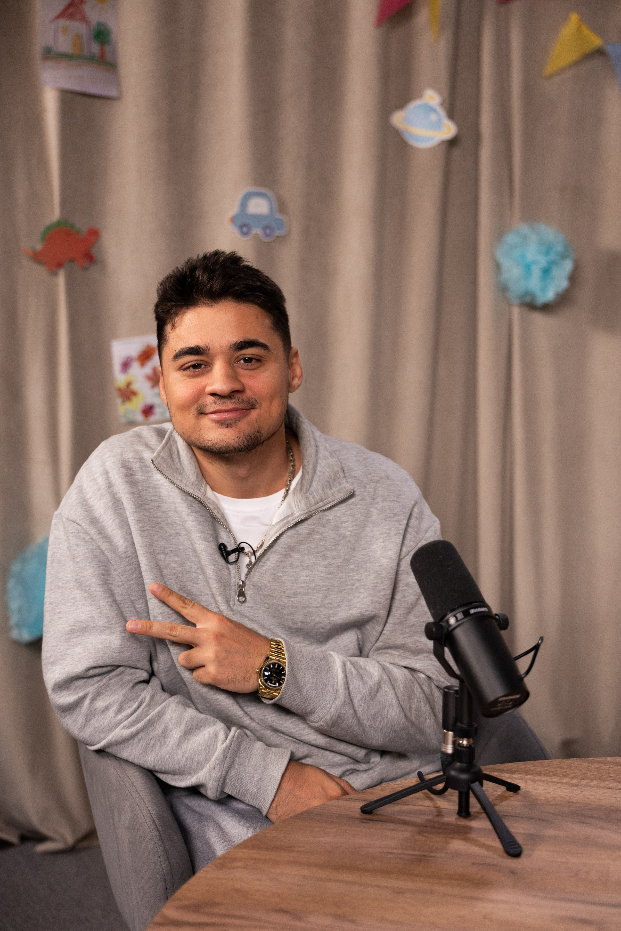 Бекстейдж съёмок шоу. Главная