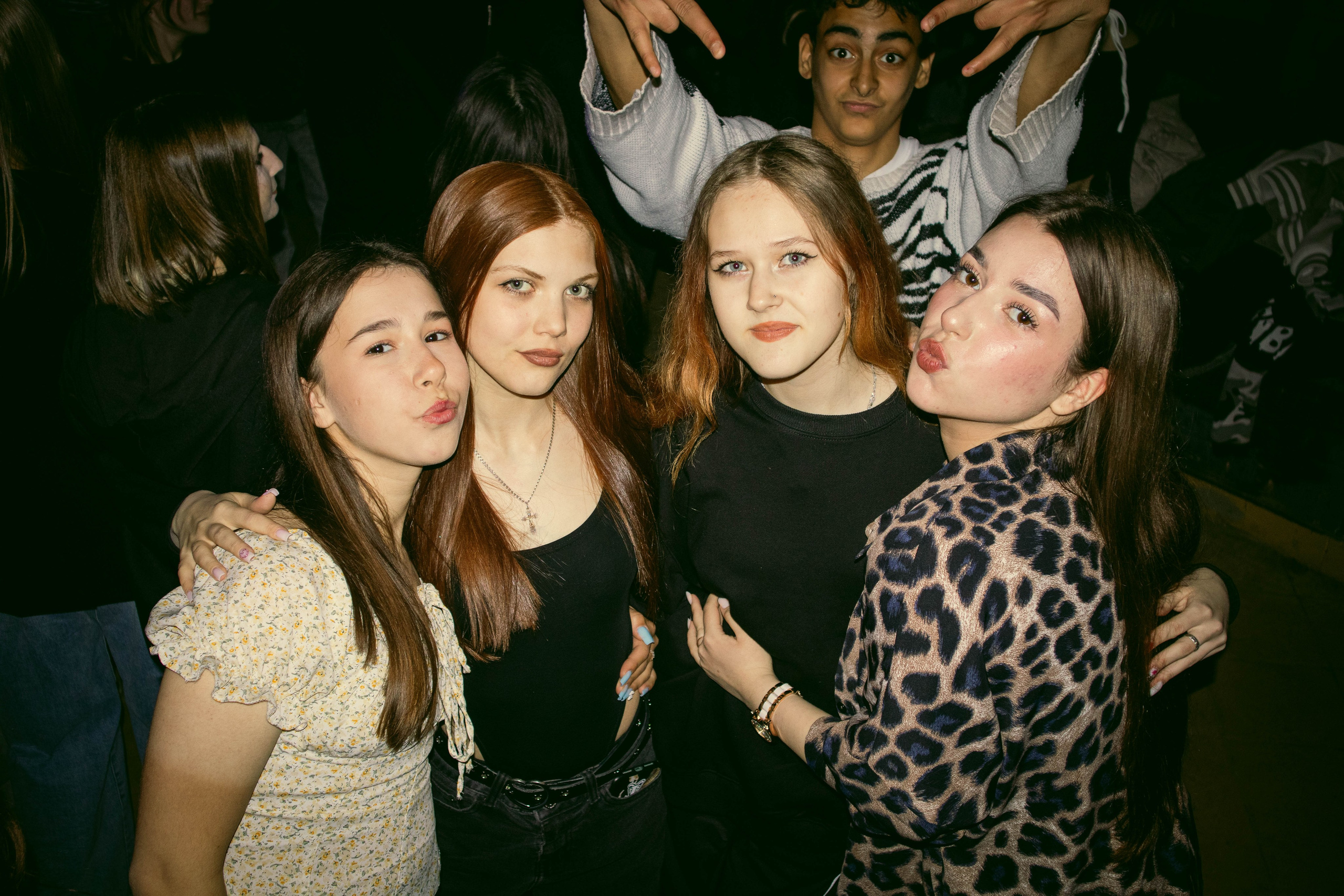 MOSHPIT. Фотограф и видеограф в Бугульме Аня Трутнева