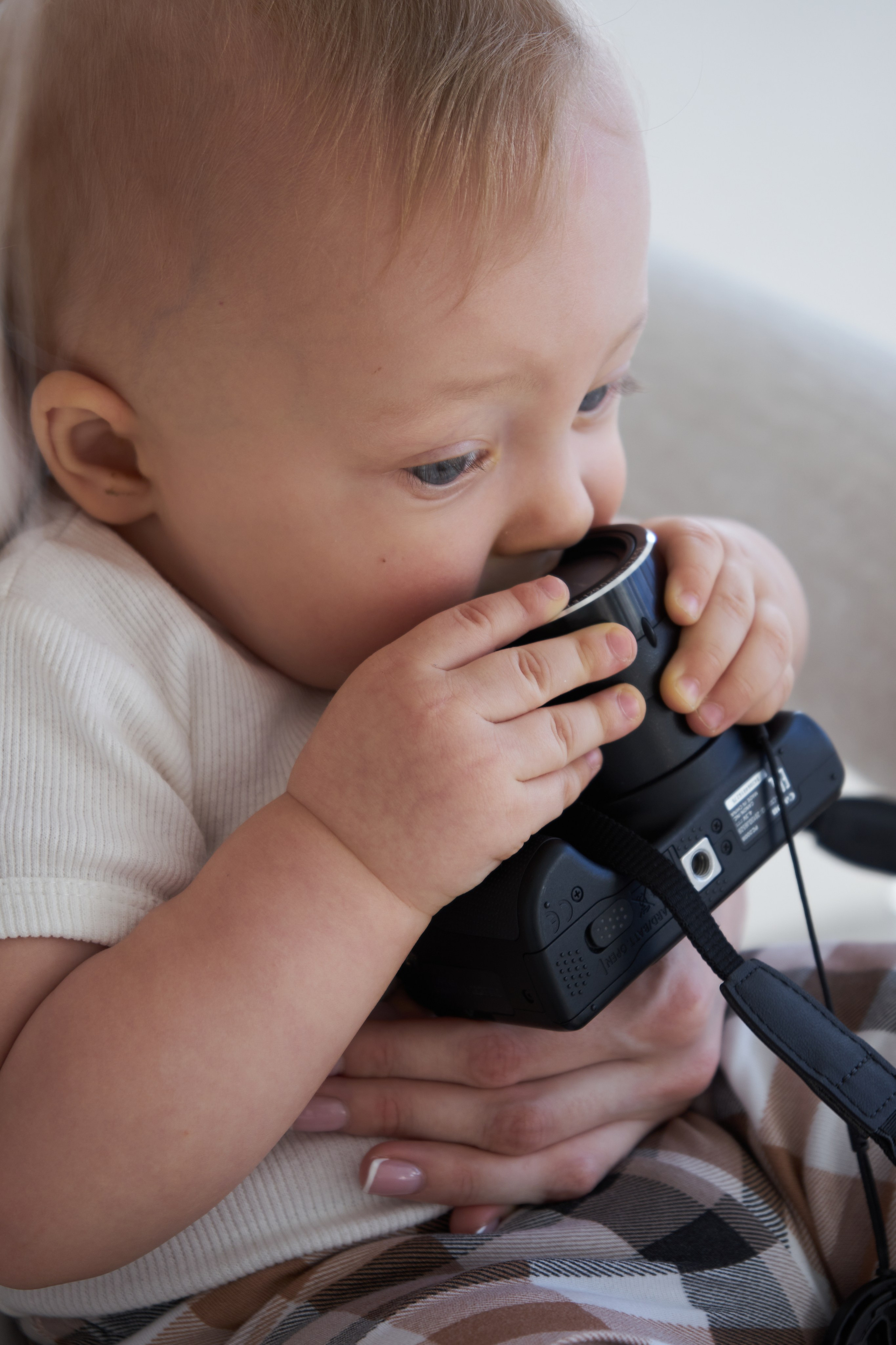 Семейная фотосессия в студии. Фотограф Екатеринбург Кокшарова Александра