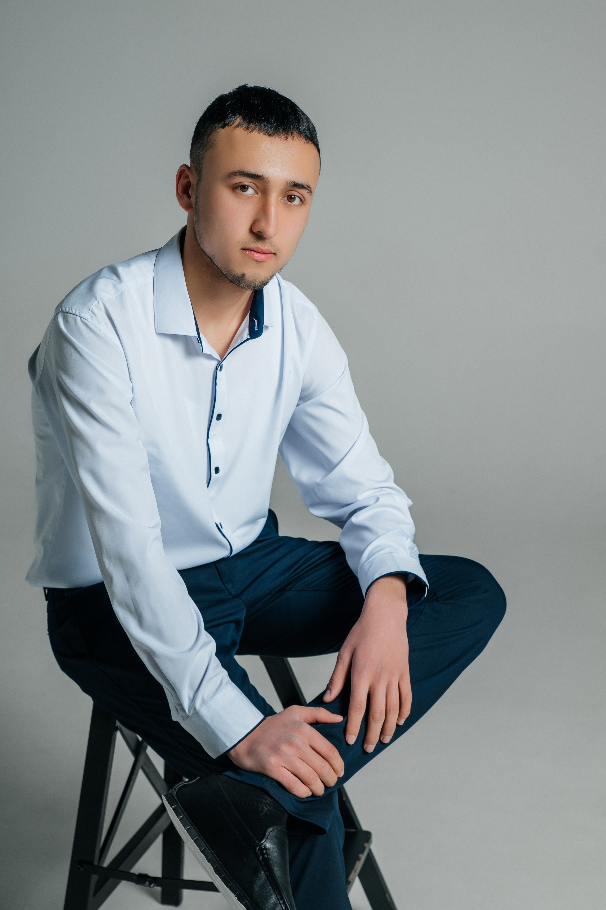 Школа № 16 — Владивосток 2025. Фотограф Ярмишко Дарья. Выпускные фотокниги