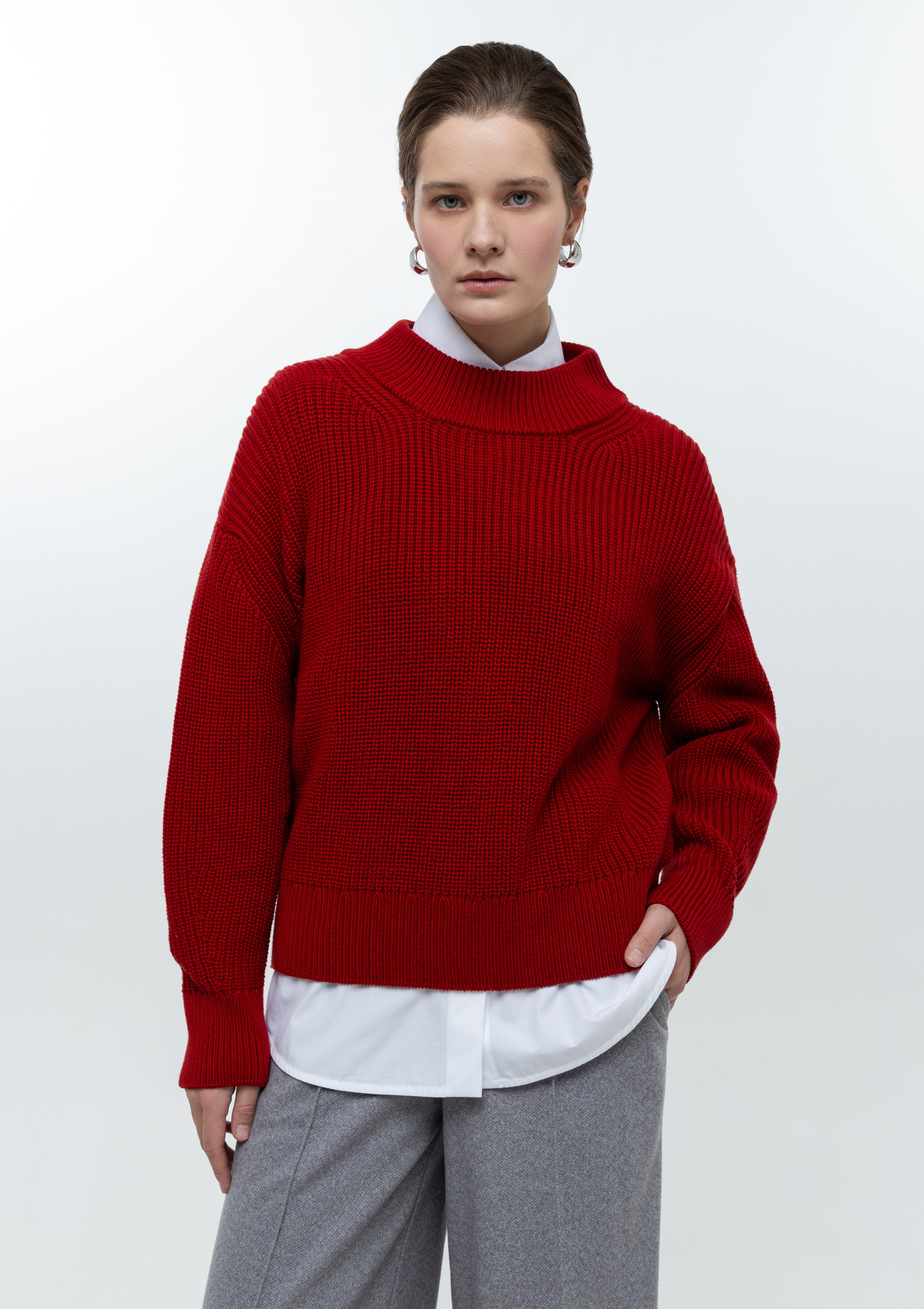 Каталог. Верхняя одежда + трикотаж бренда. 4ч,. Визажист для брендов, Фэшн продюсер Олеся Глушкова