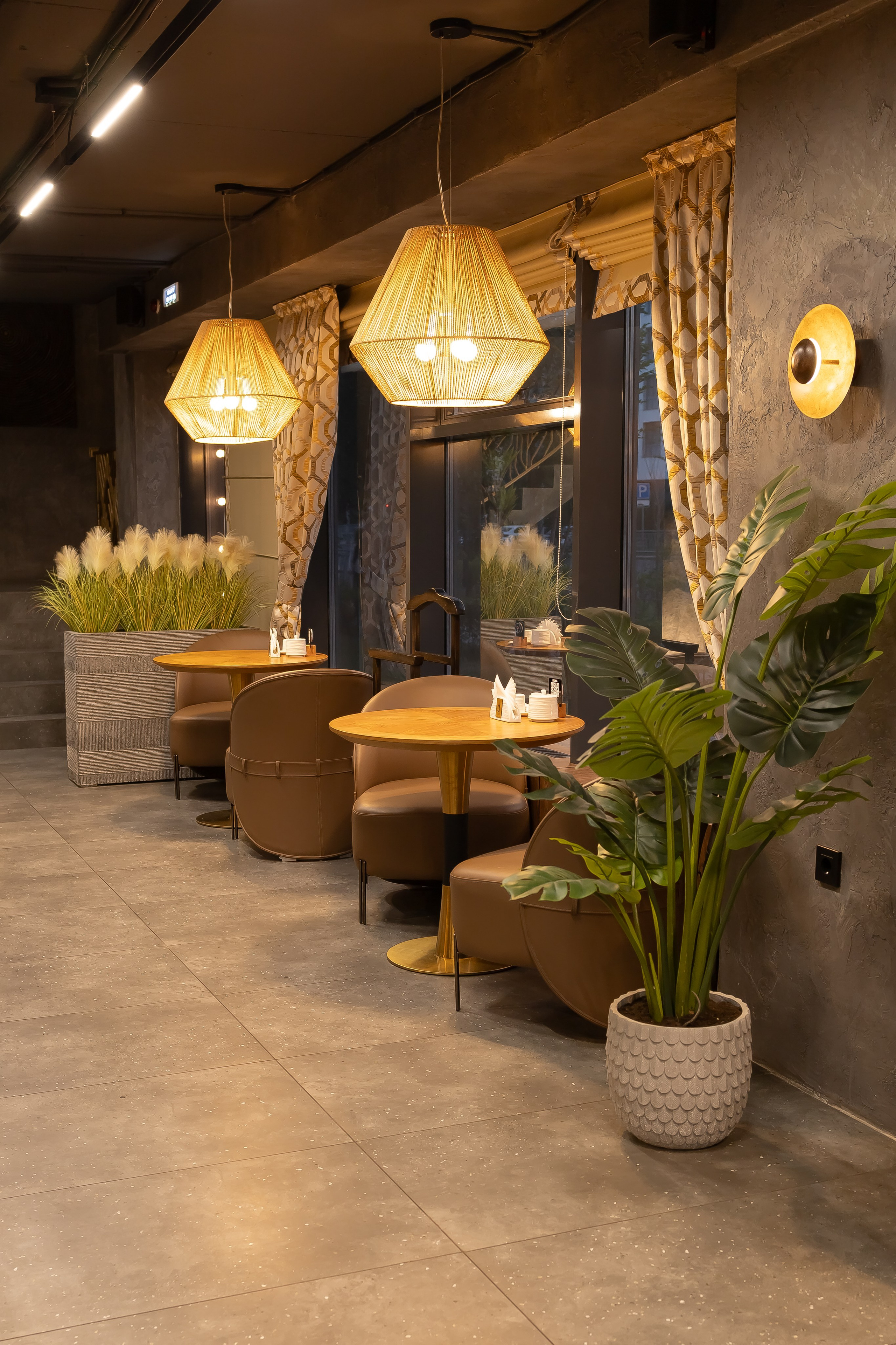 Интерьерная фотосъемка в Астане. Рекламный фуд фотограф и видеограф в Астане Алина Лысенко