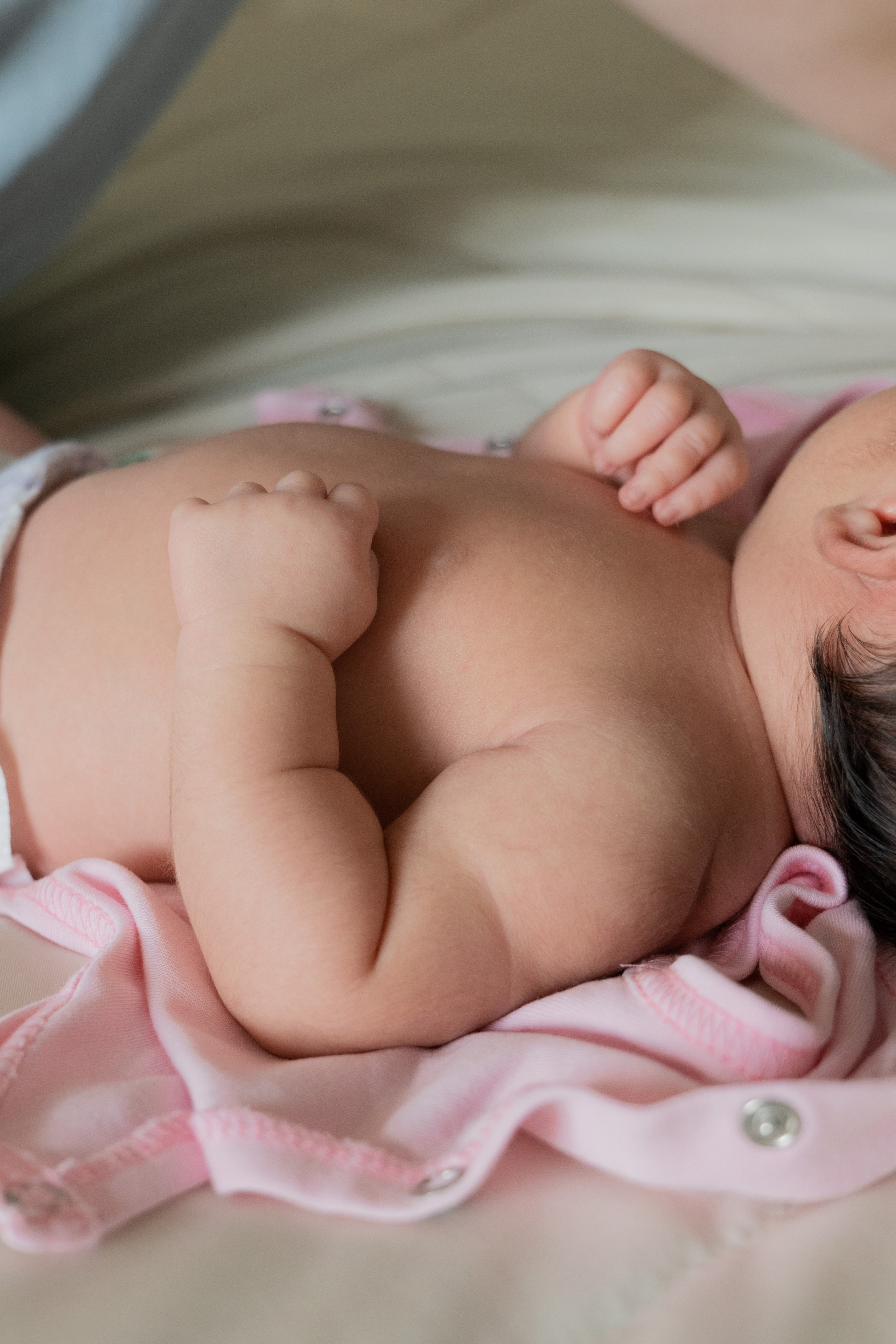 Домашняя фотосессия с новорожденным. Фотограф видеограф Ольга Василевская