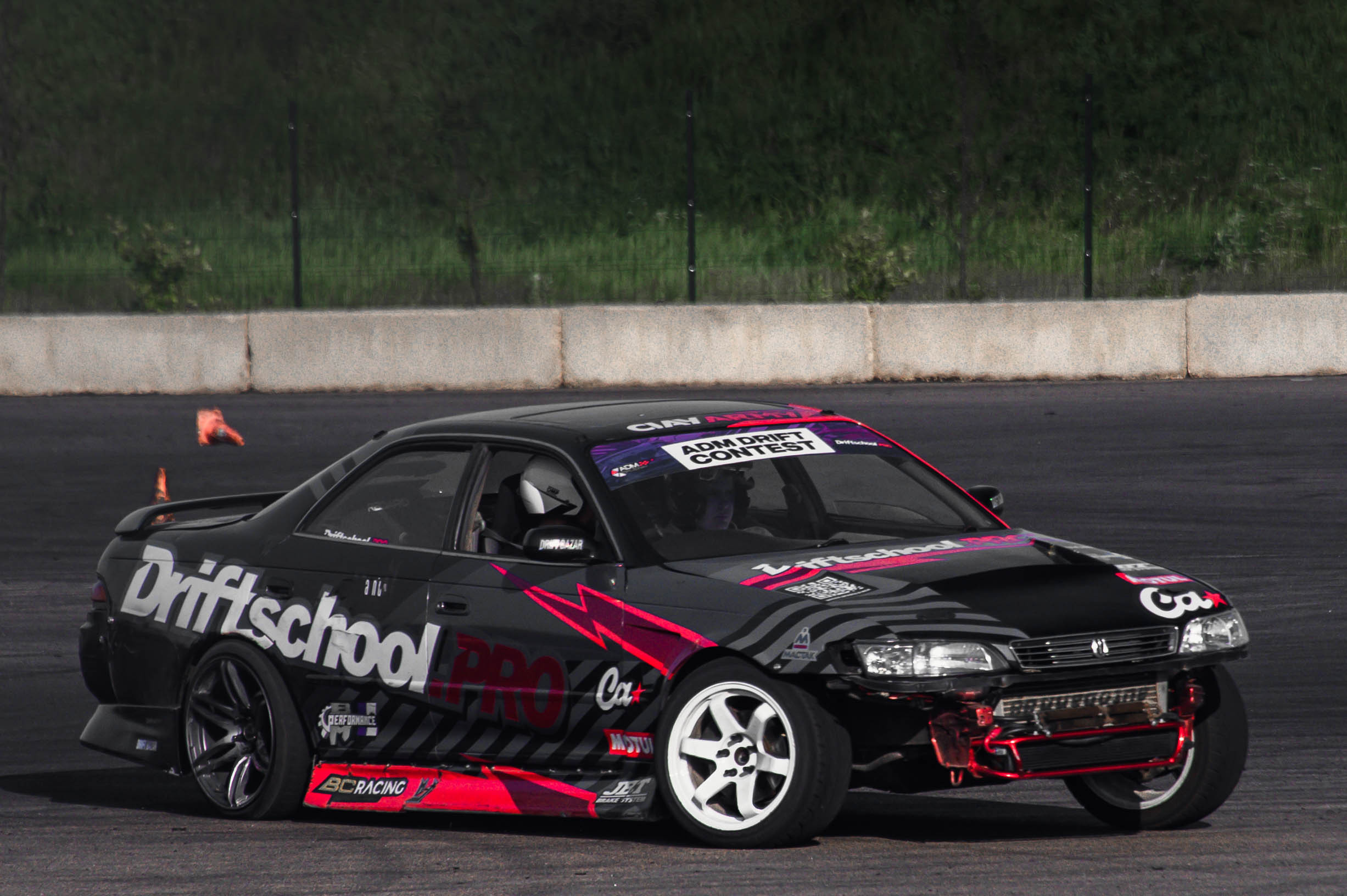 Репортажная съемка в Москве. Фотограф — Денис Волков. Автомобильный фотограф в Москве Денис Волков