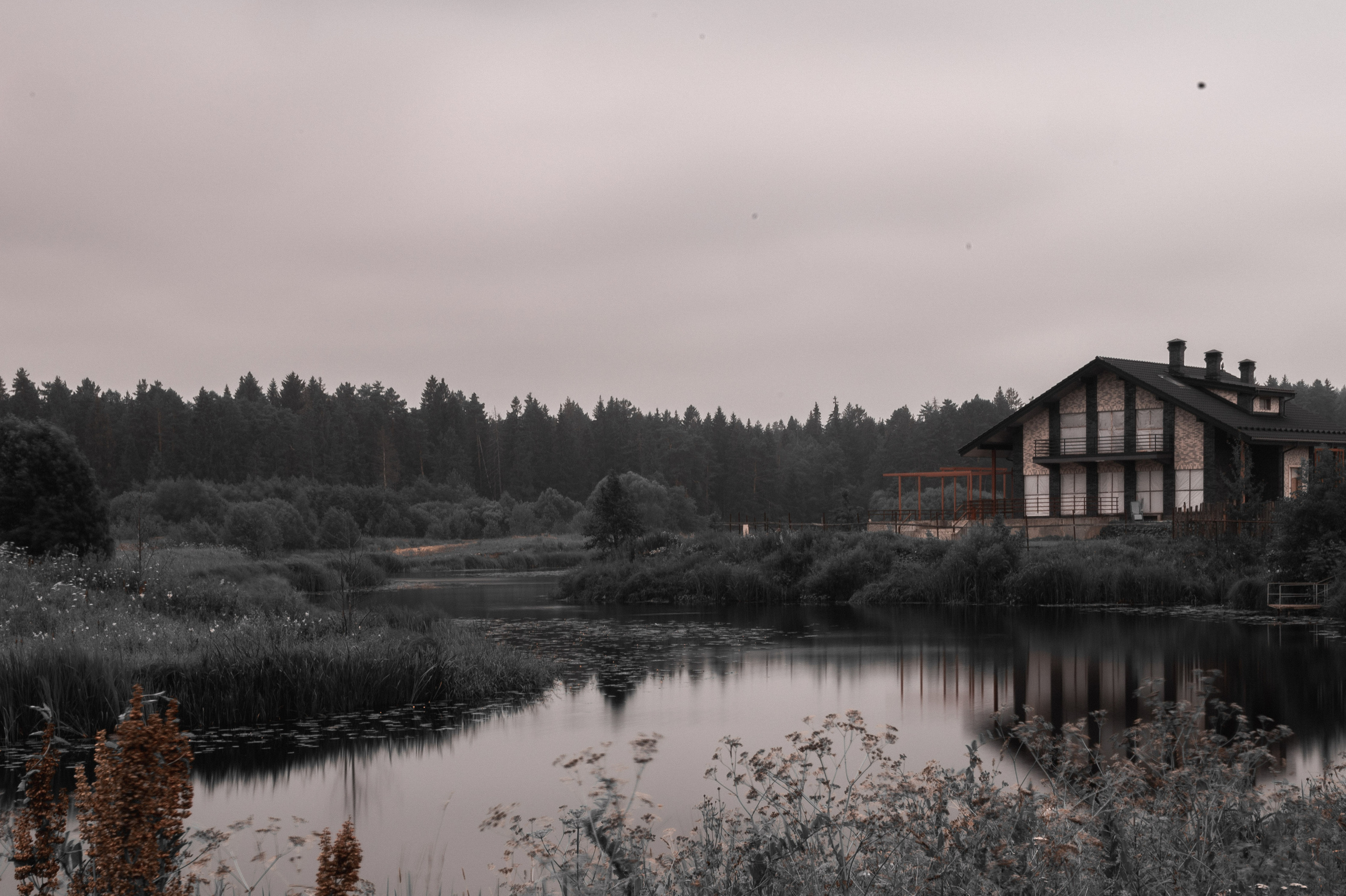 Фото пейзажа! Black tone effect. Автомобильный фотограф в Москве Денис Волков