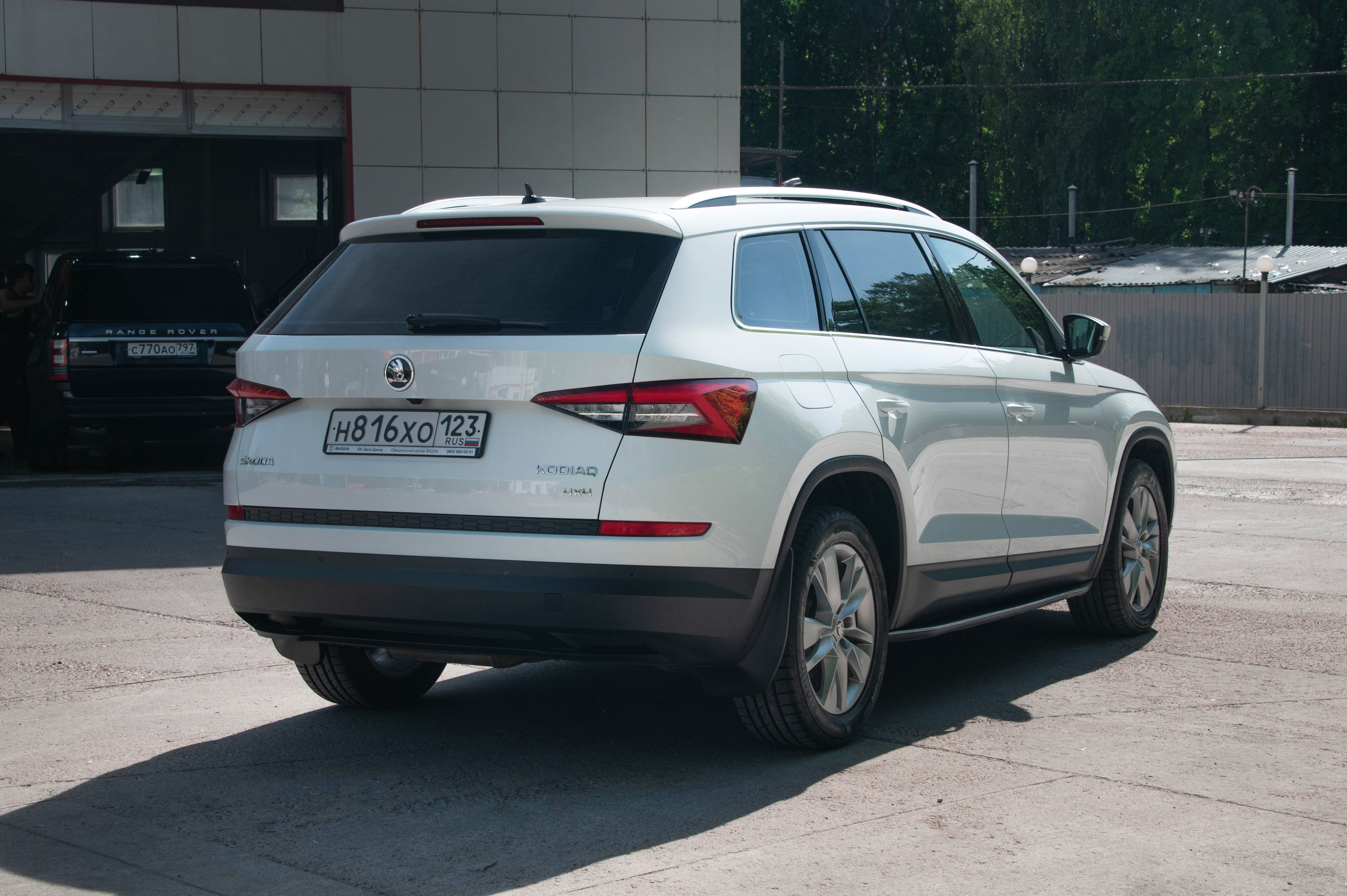 Автомобильный фотограф в Москве. Авто на продажу. Автомобильный фотограф в Москве Денис Волков