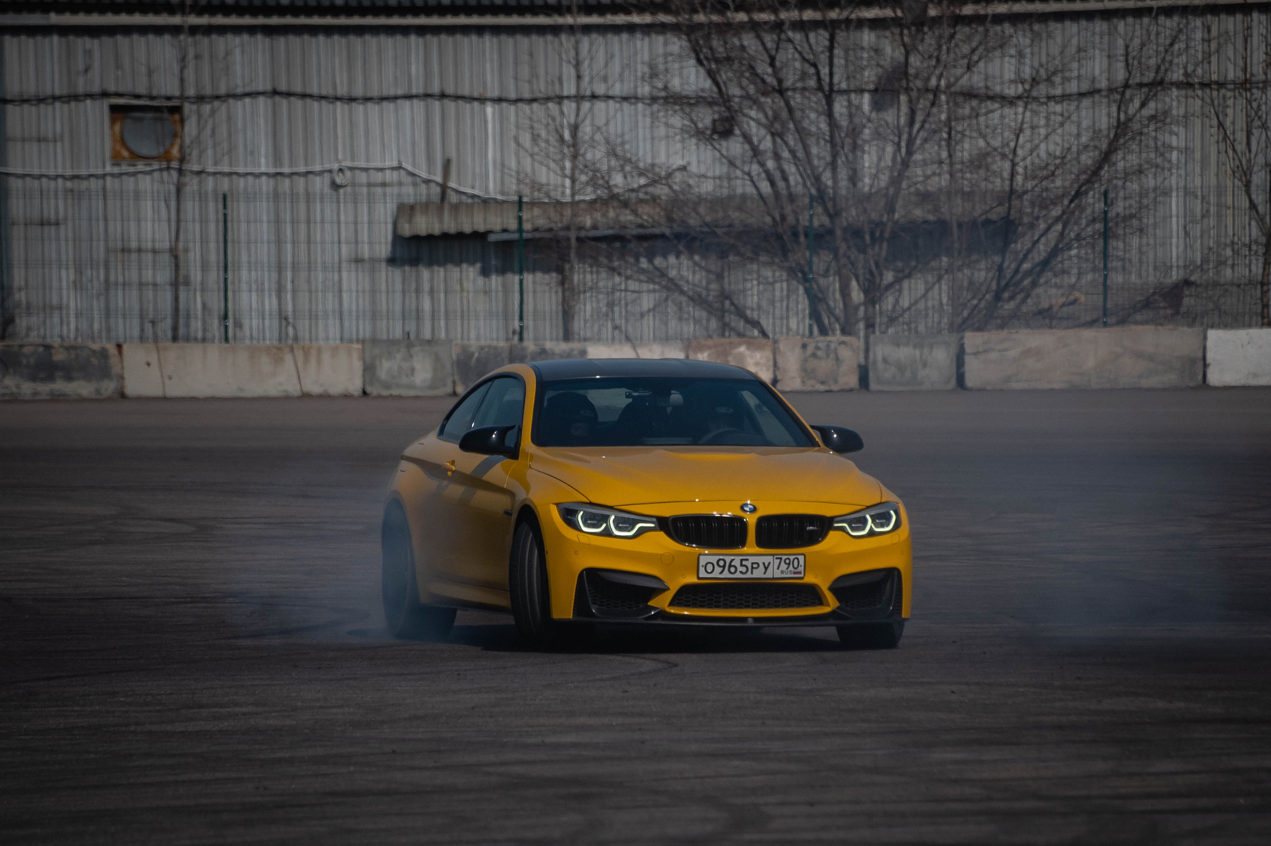 Репортажная съемка в Москве. Фотограф — Денис Волков. Автомобильный фотограф в Москве Денис Волков