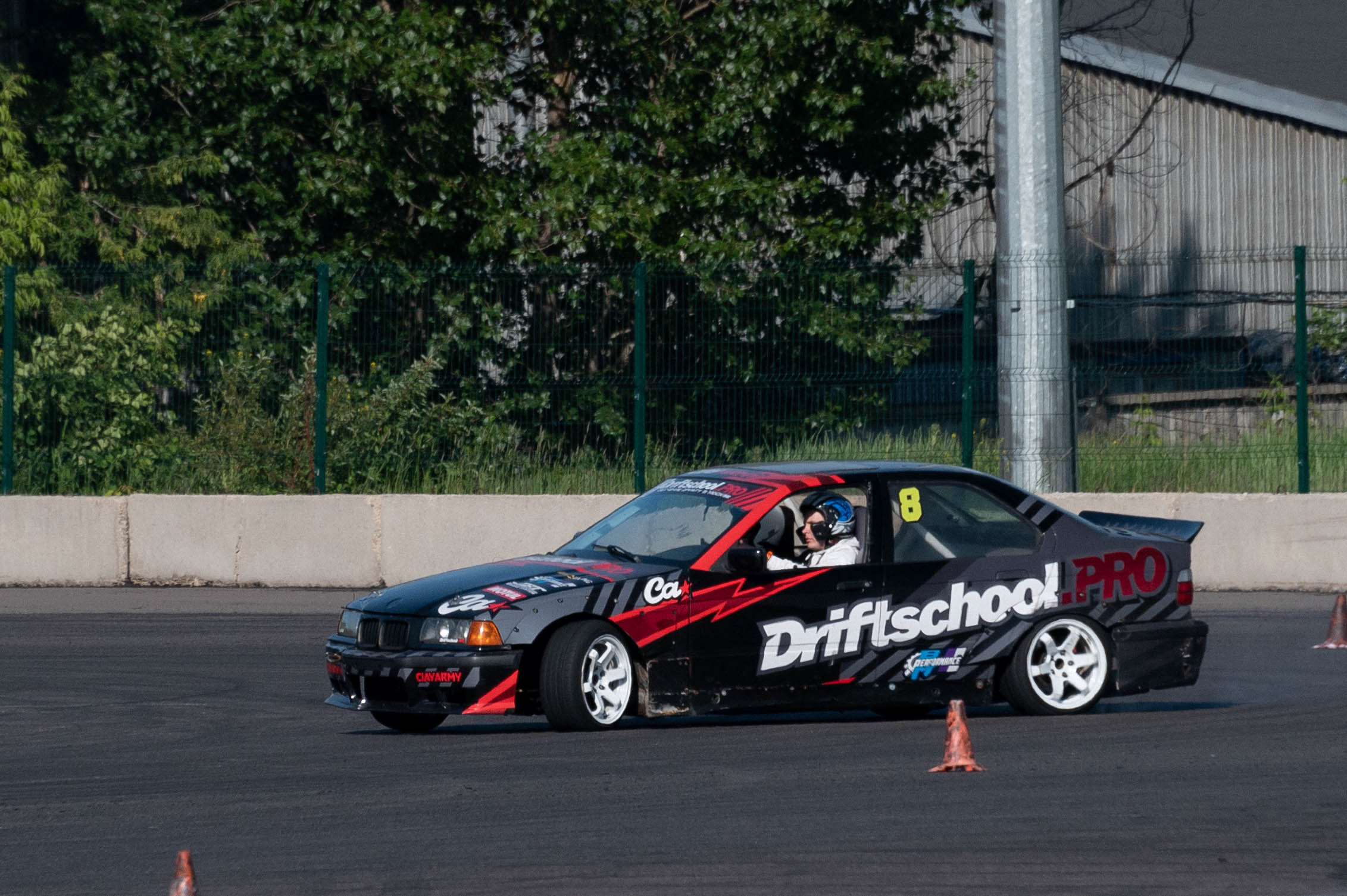 Репортажная съемка в Москве. Фотограф — Денис Волков. Автомобильный фотограф в Москве Денис Волков