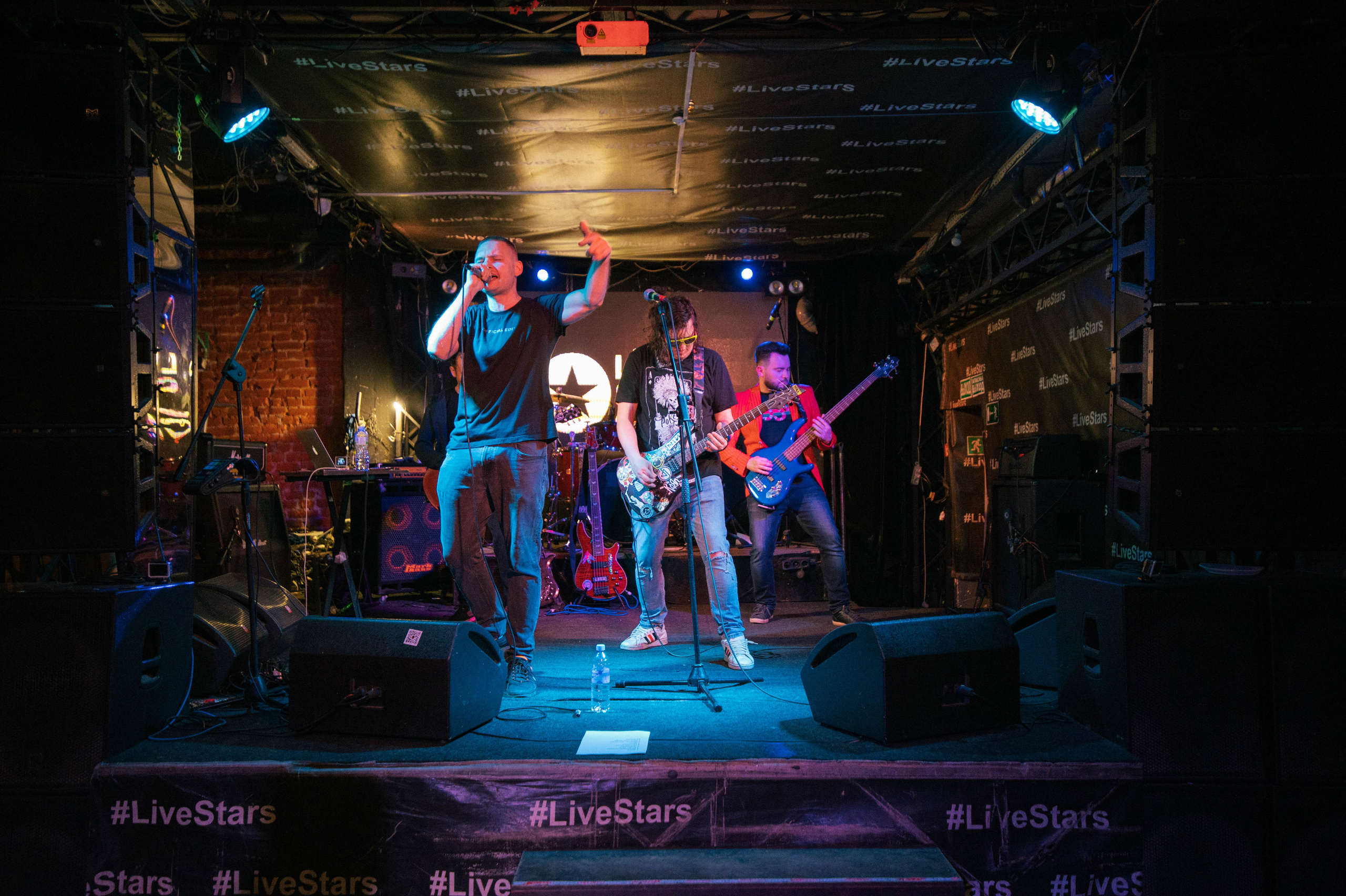 Фотосессия концерта группы Negativesense! Фотограф — Денис. Автомобильный фотограф в Москве Денис Волков