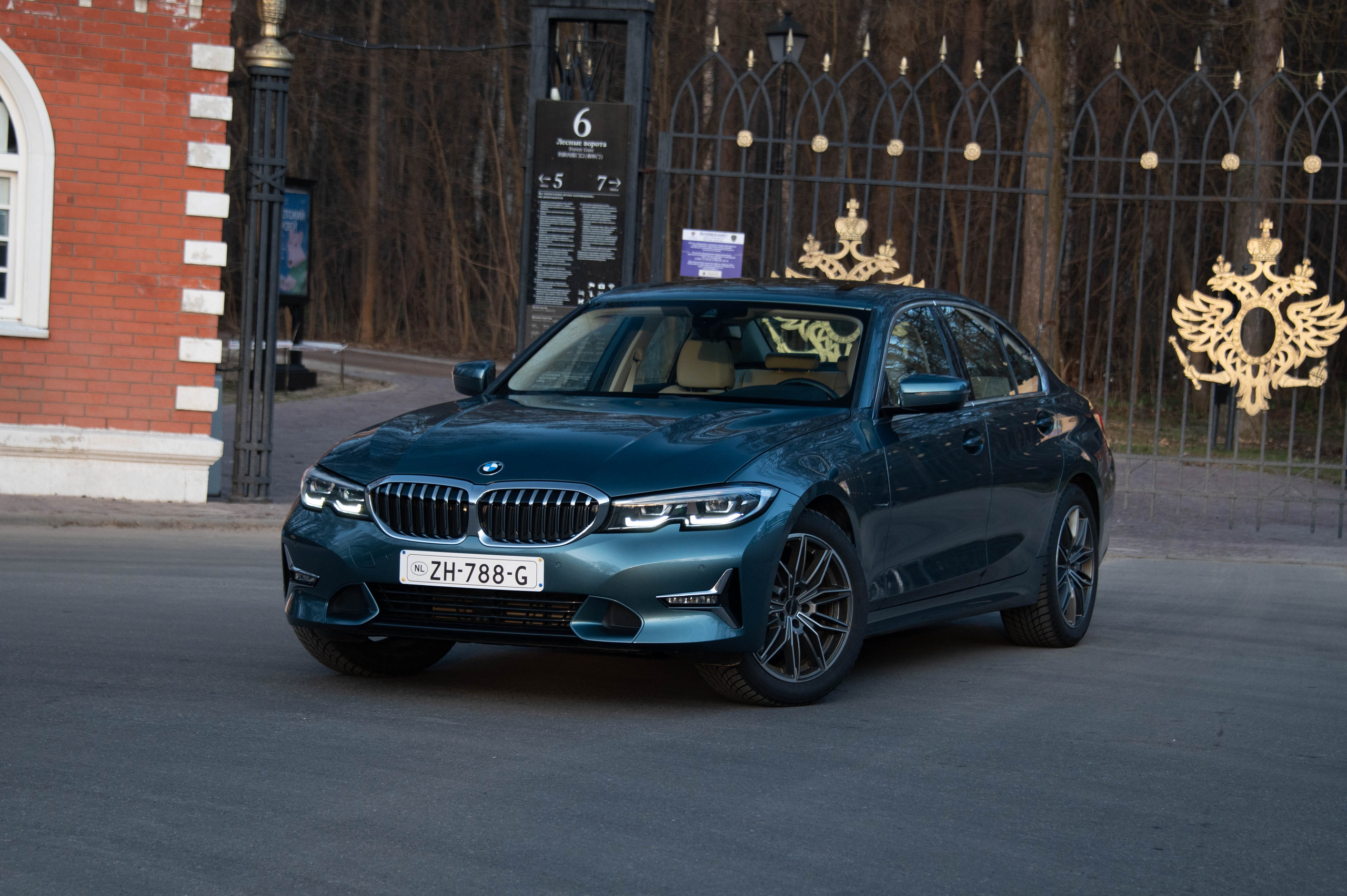 Автомобильный фотограф в Москве. Авто на продажу. Автомобильный фотограф в Москве Денис Волков