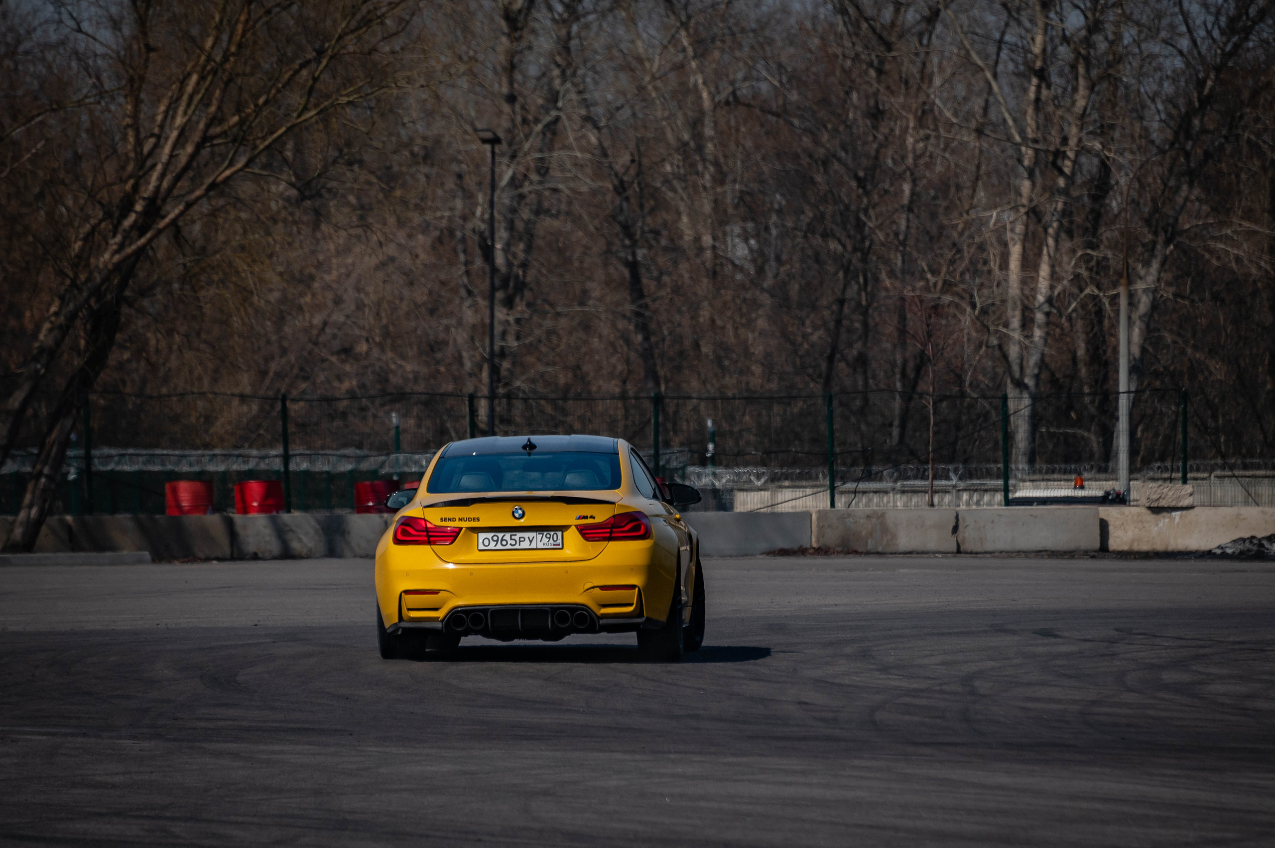 Репортажная съемка в Москве. Фотограф — Денис Волков. Автомобильный фотограф в Москве Денис Волков
