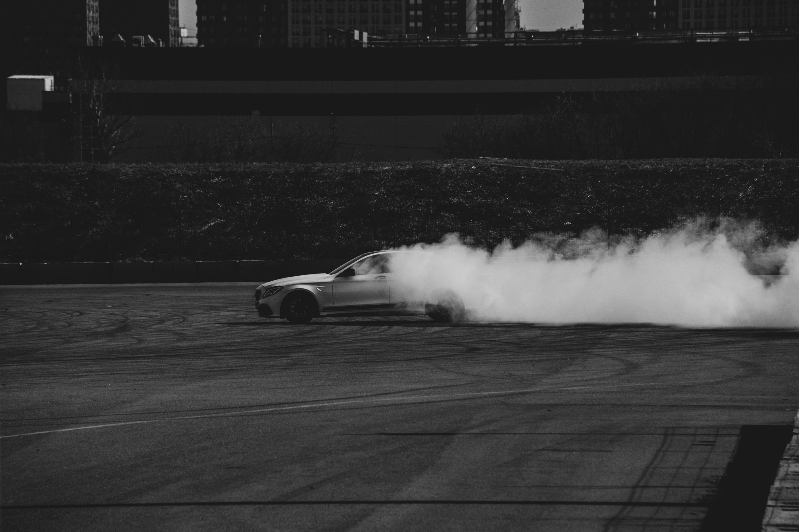 Фотосессия в Москве. Денис фотограф. Автомобильный фотограф в Москве Денис Волков