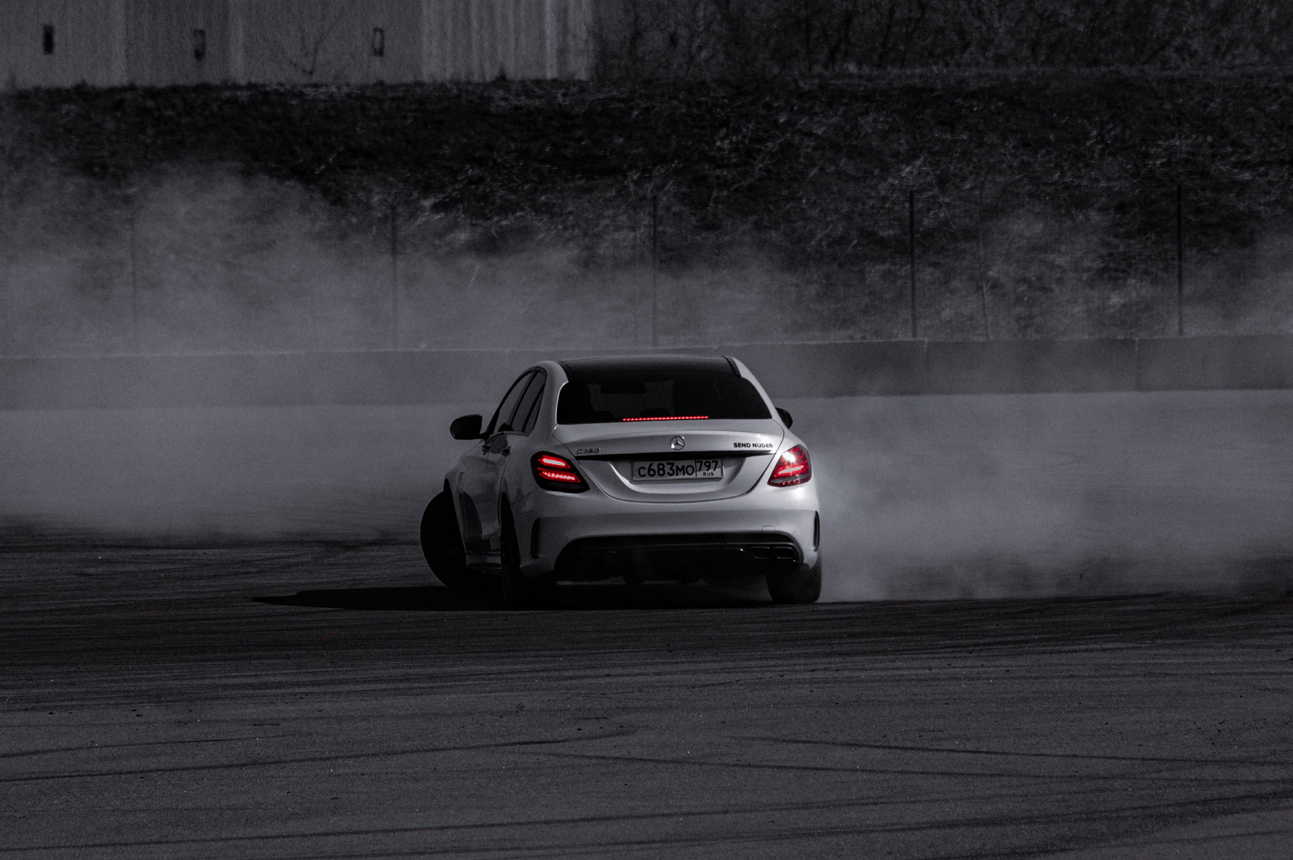 Фотосессия в Москве. Денис фотограф. Автомобильный фотограф в Москве Денис Волков