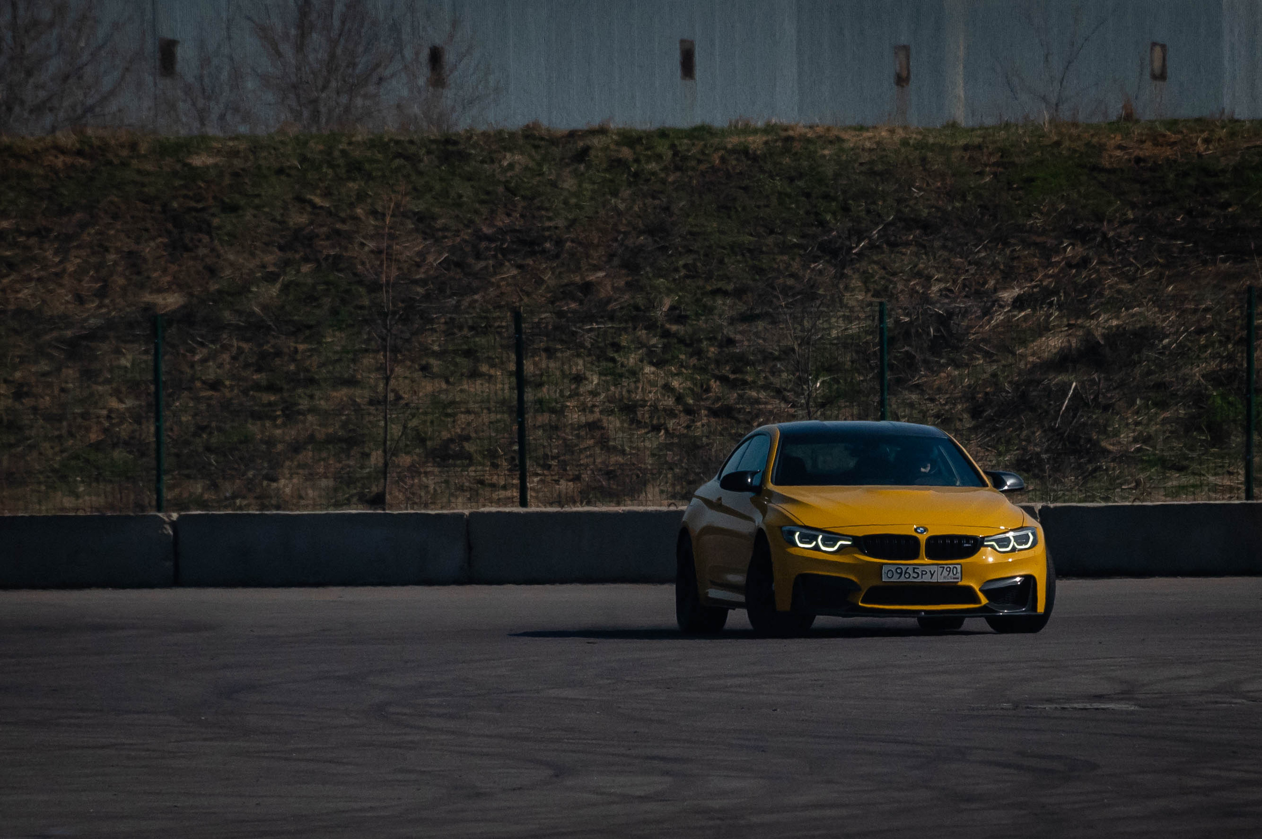 Репортажная съемка в Москве. Фотограф — Денис Волков. Автомобильный фотограф в Москве Денис Волков