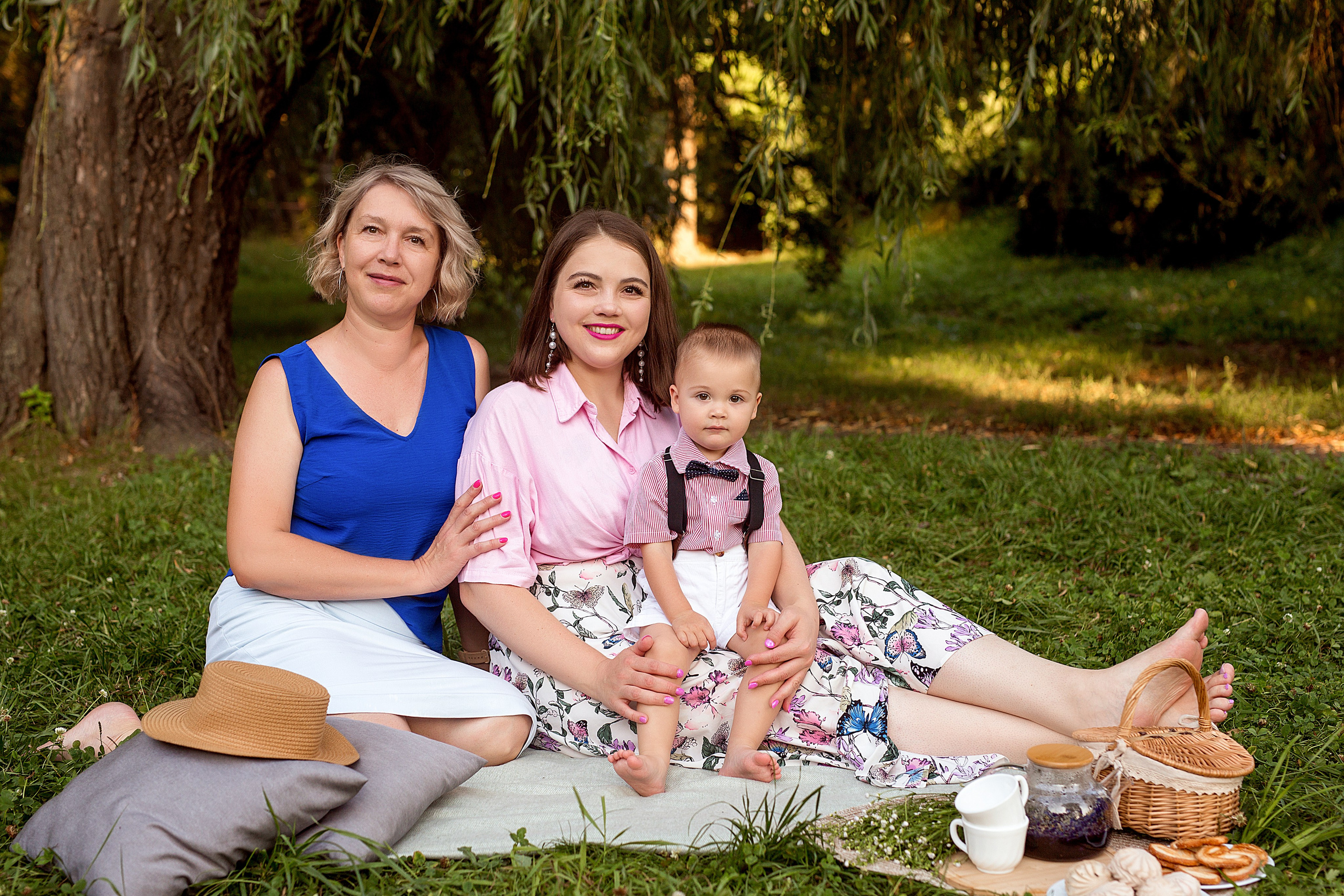 Пикник с крольчатами. Людмила Далидович топовый семейный фотограф Находка/Владивосток