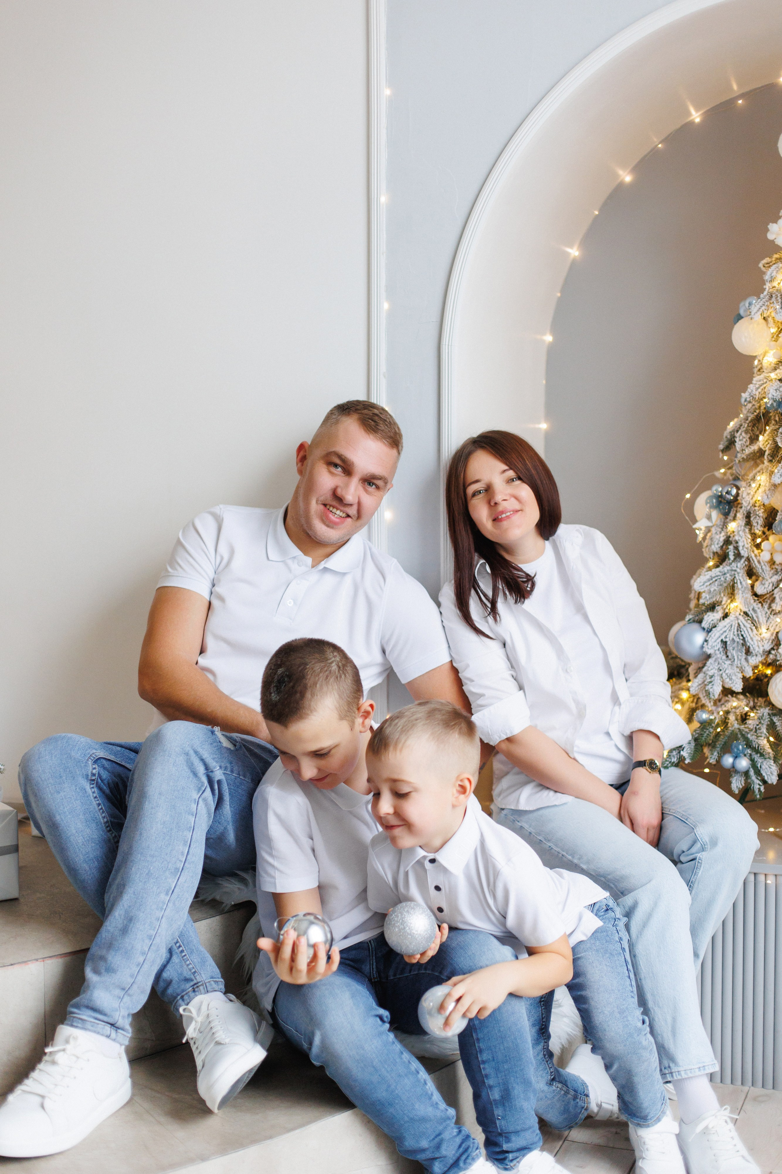 Новогодняя семейная фотосессия Щелково фотостудия Щелково фотограф Щелково