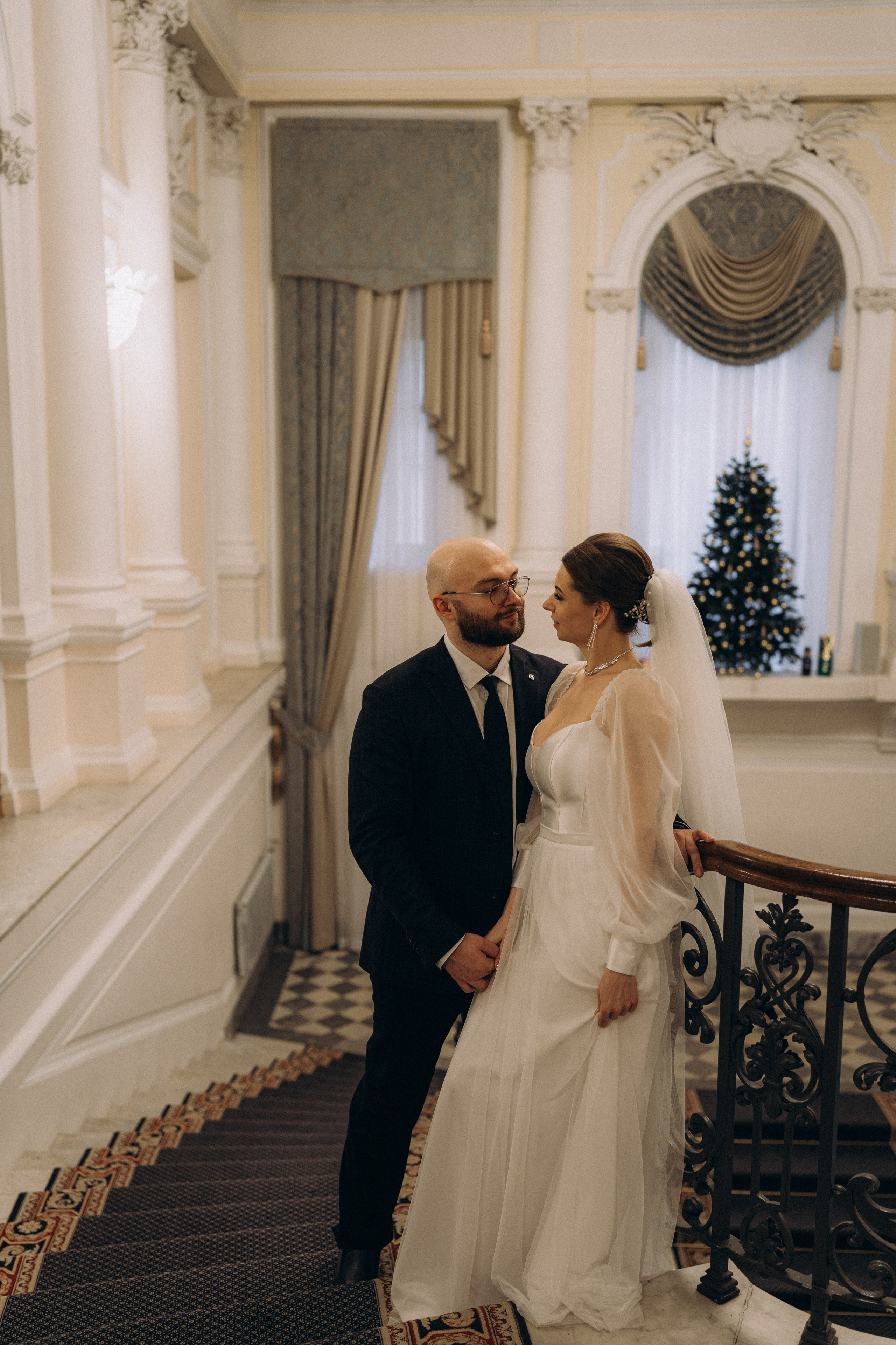 СВАДЕБНАЯ СЬЕМКА ВО ВТОРОМ ДВОРЦЕ (ДЕКАБРЬ) ТАКЖЕ СЬЕМКА В СТУДИИ НА ЧЕРНЫШЕВСКОЙ. Профессиональный фотограф, Санкт-Петербург — Виктория Богомолова