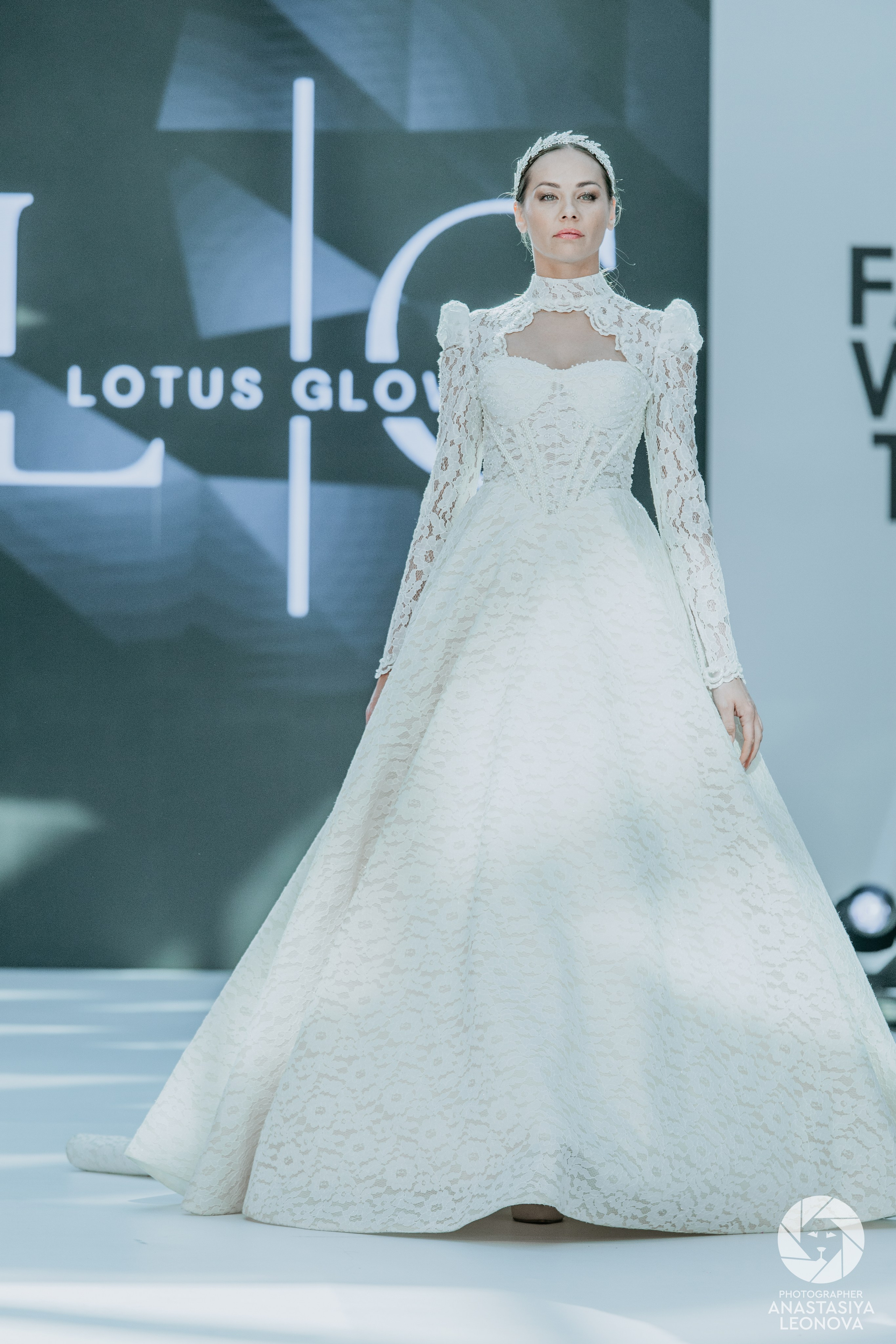 Fashion Week Türkiye [spring, 2025]. Anastasia Leonowa