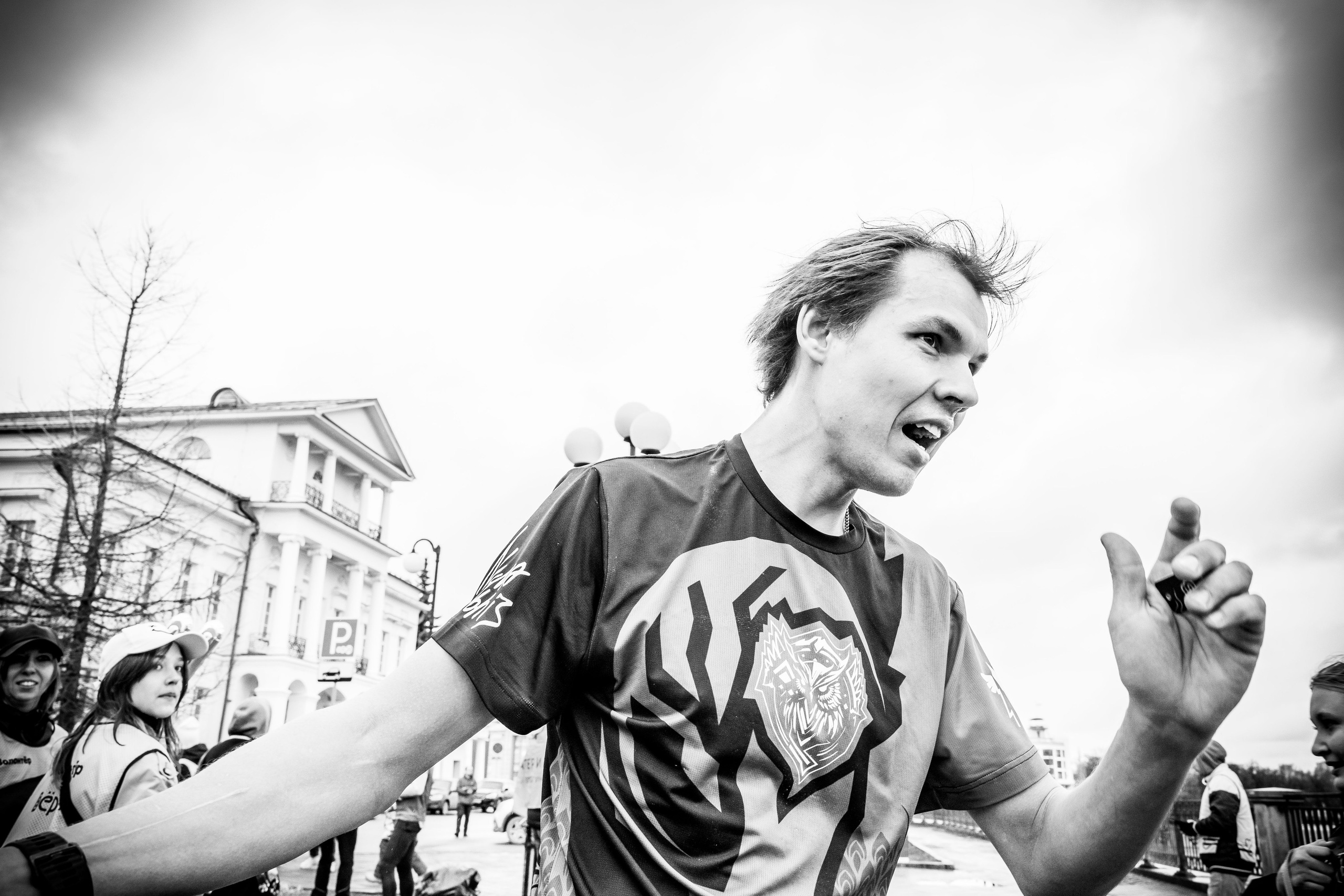 Слава где фотки?