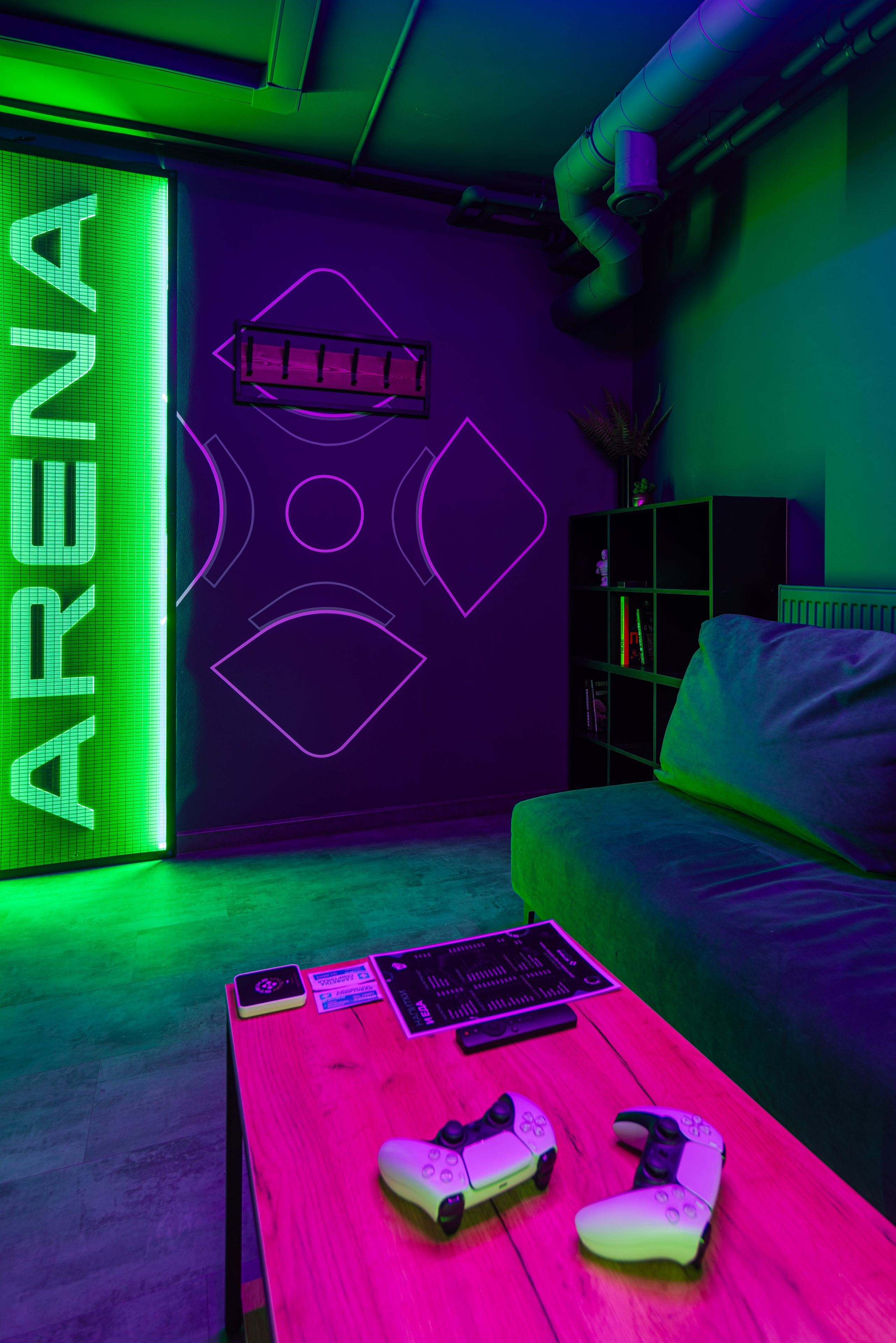 Фотосъемка для компьютерного клуба. Интерьерный и репортажный фотограф в Санкт-Петербурге