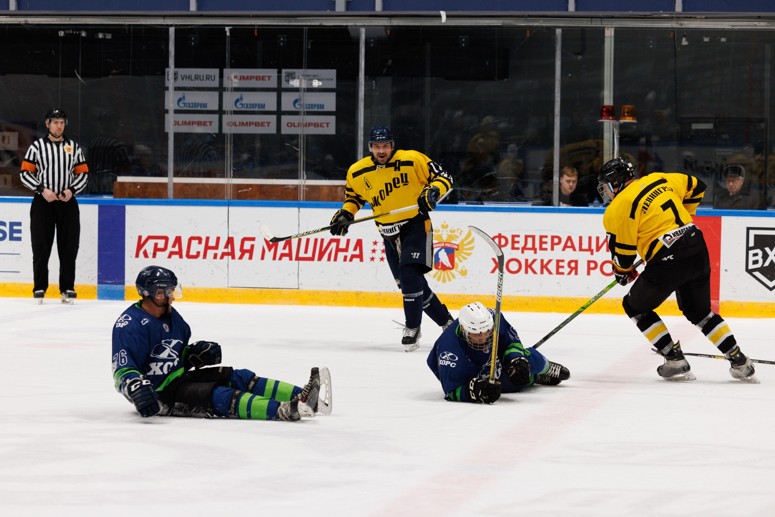 НХЛ (40+) Ижорец — Хорс 3-3. Фотограф Александр Заломаев