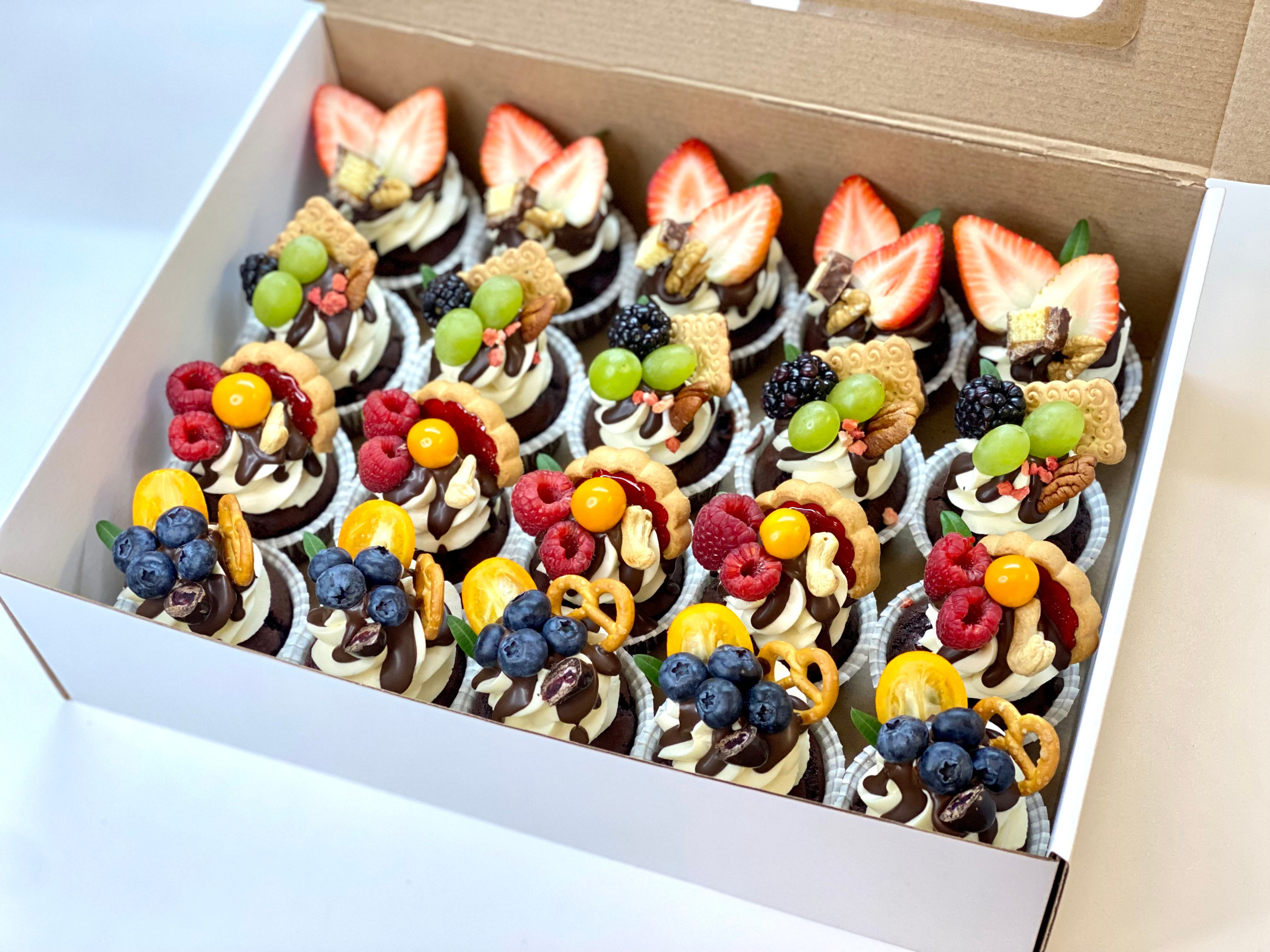 Капкейки фуршетные. Katyasugarsugar капкейки, зефир, торты Москва