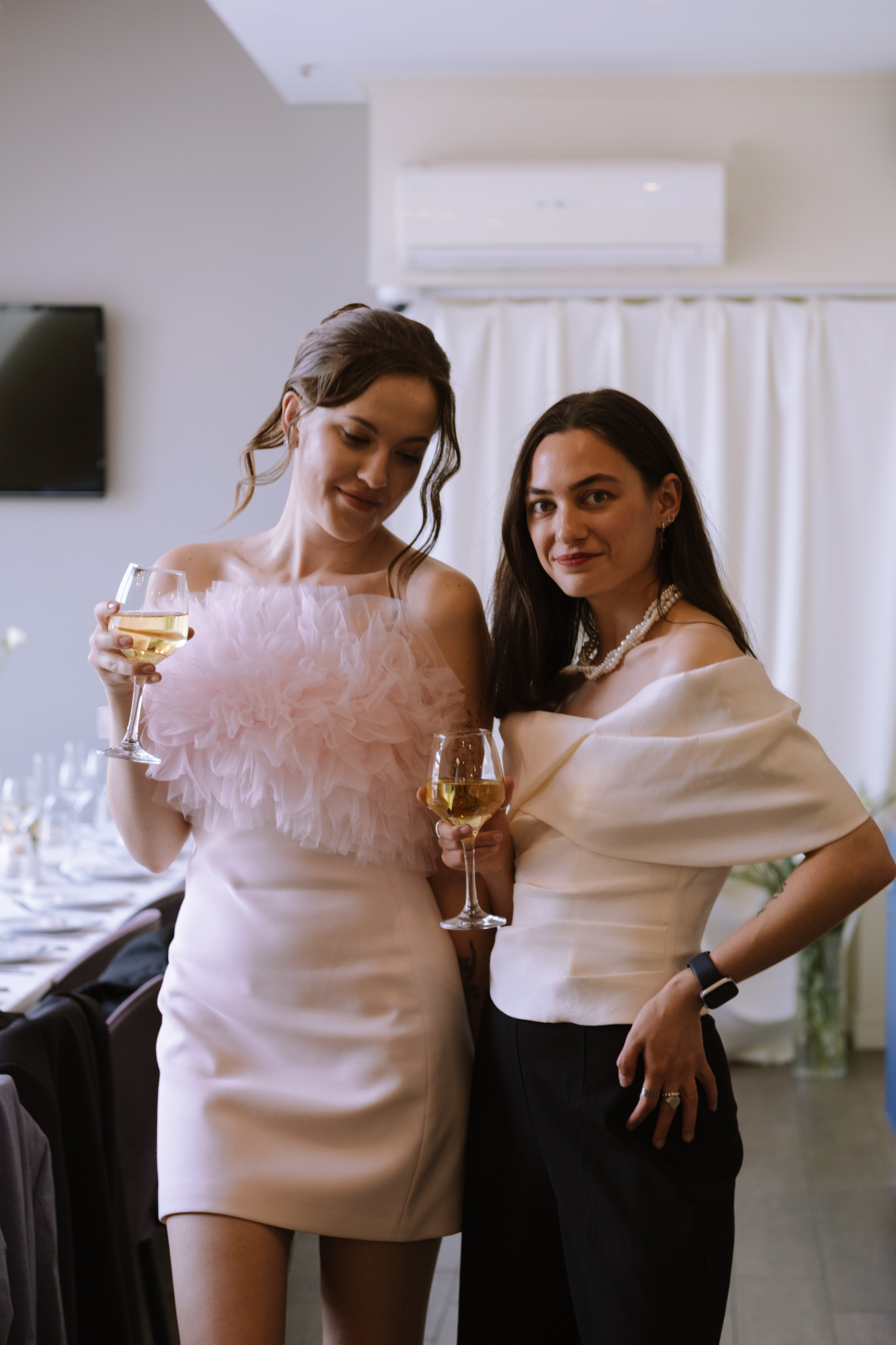 СВАДЕБНЫЙ БАНКЕТ НА ВЛАДИМИРСКОЙ В САНКТ-ПЕТЕРБУРГЕ (КАМЕРНАЯ СВАДЬБА). Профессиональный фотограф, Санкт-Петербург — Виктория Богомолова