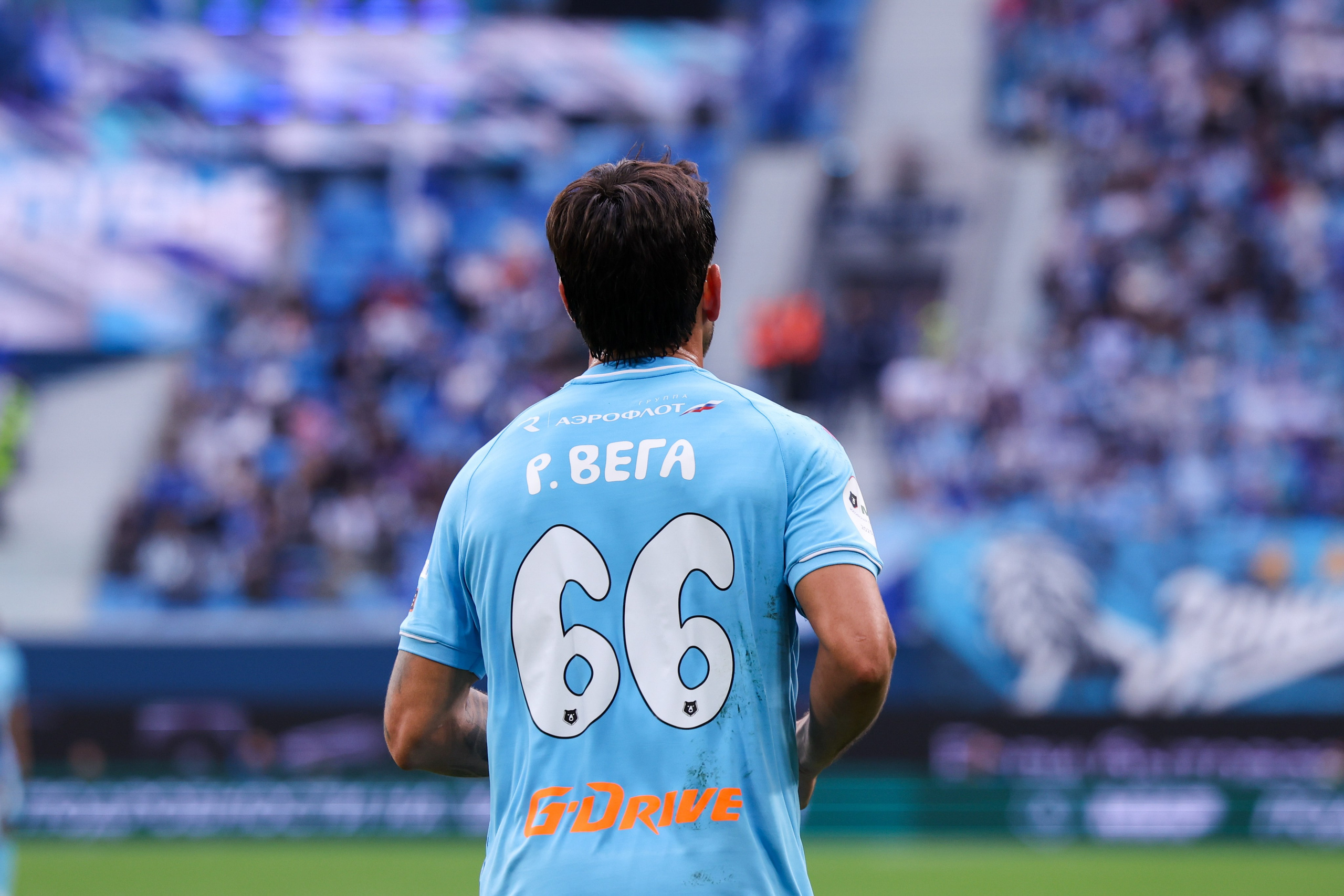 ФК «Зенит» — ФК «Крылья советов». Спортивный и репортажный фотограф Антон Тереханов