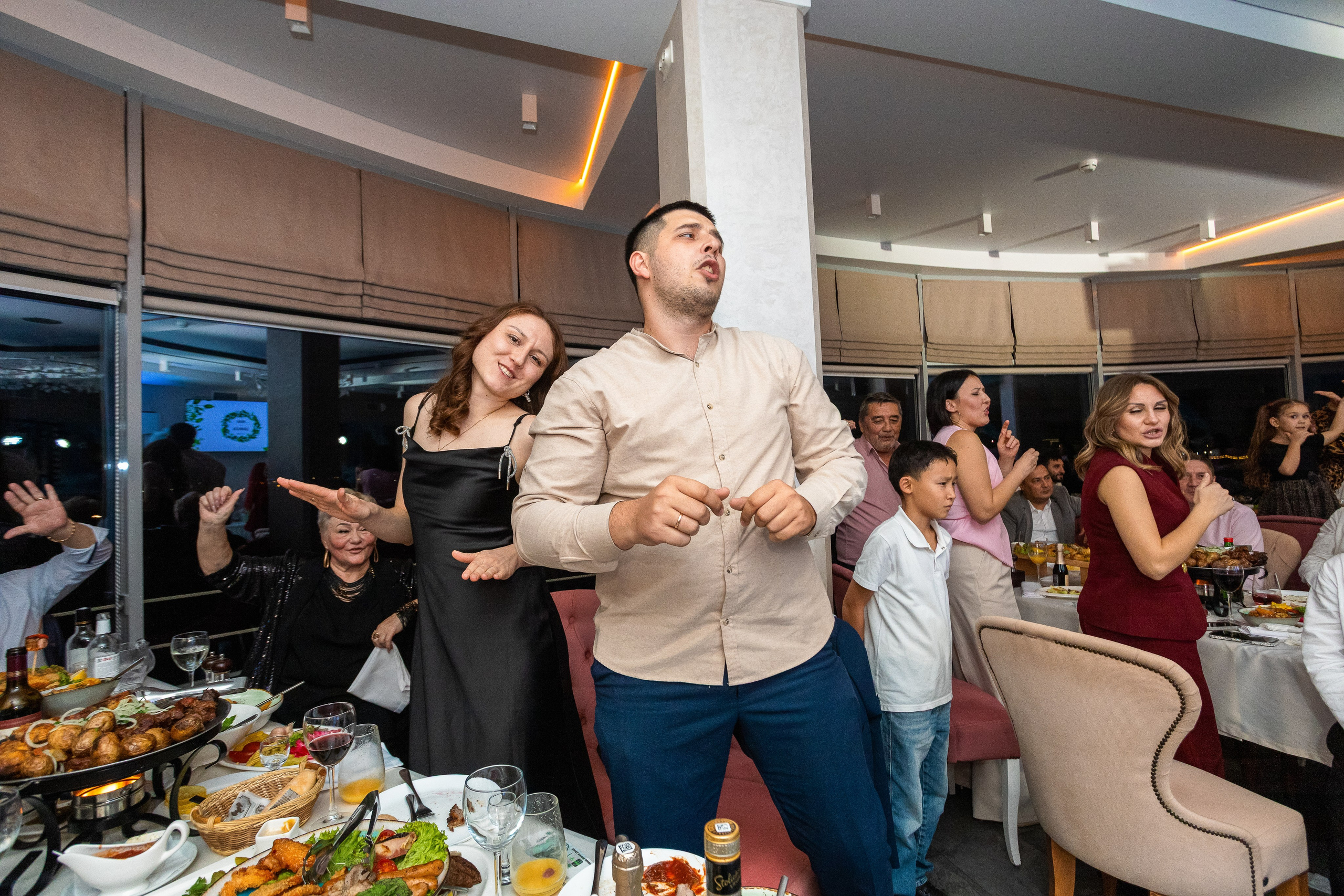 Банкет Иван и Даниэла. Репортажный фотограф Анапа