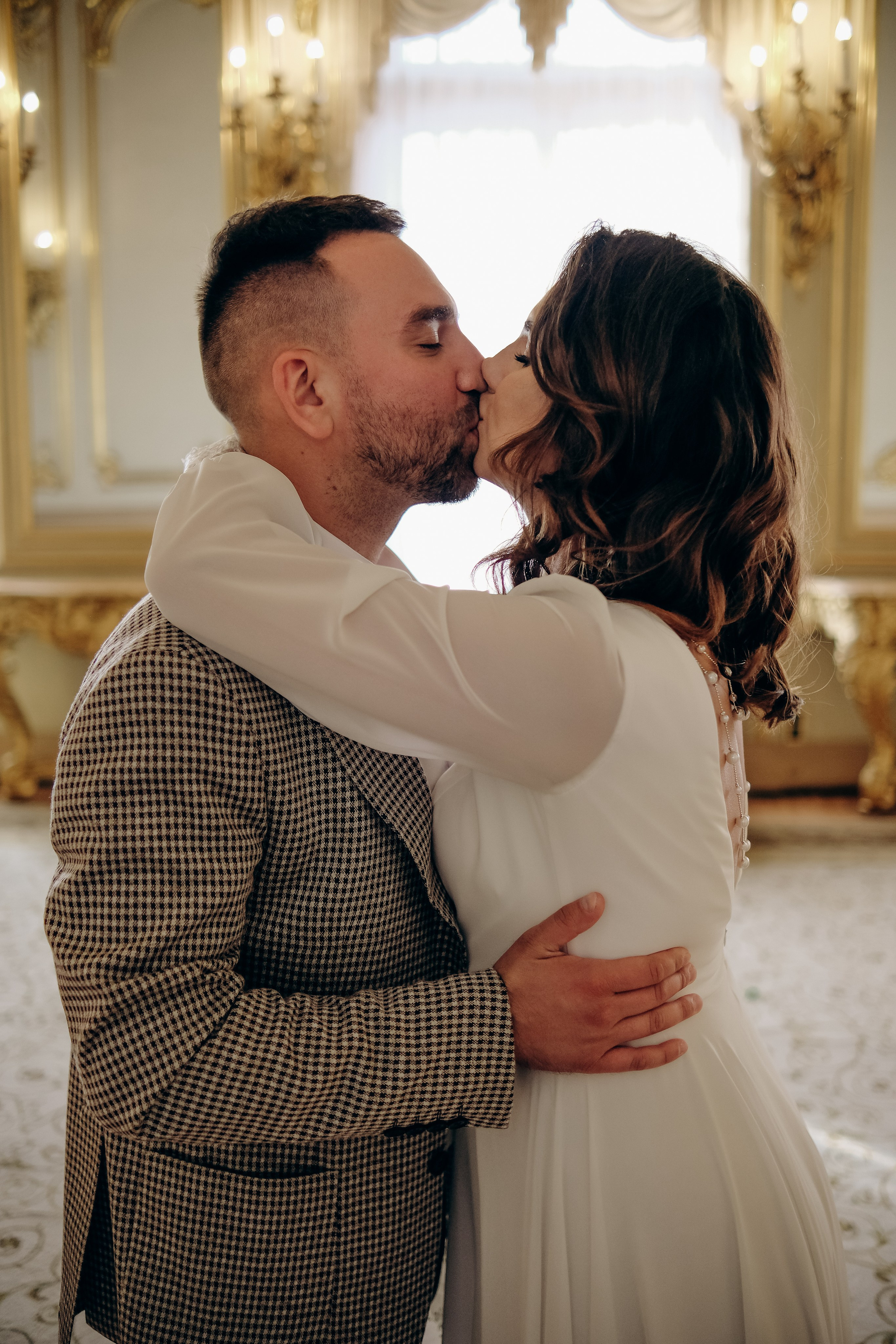 Свадебные истории. Фотограф сюжетных съемок и портретов в Санкт-Петербурге и Москве Стася Ефремова