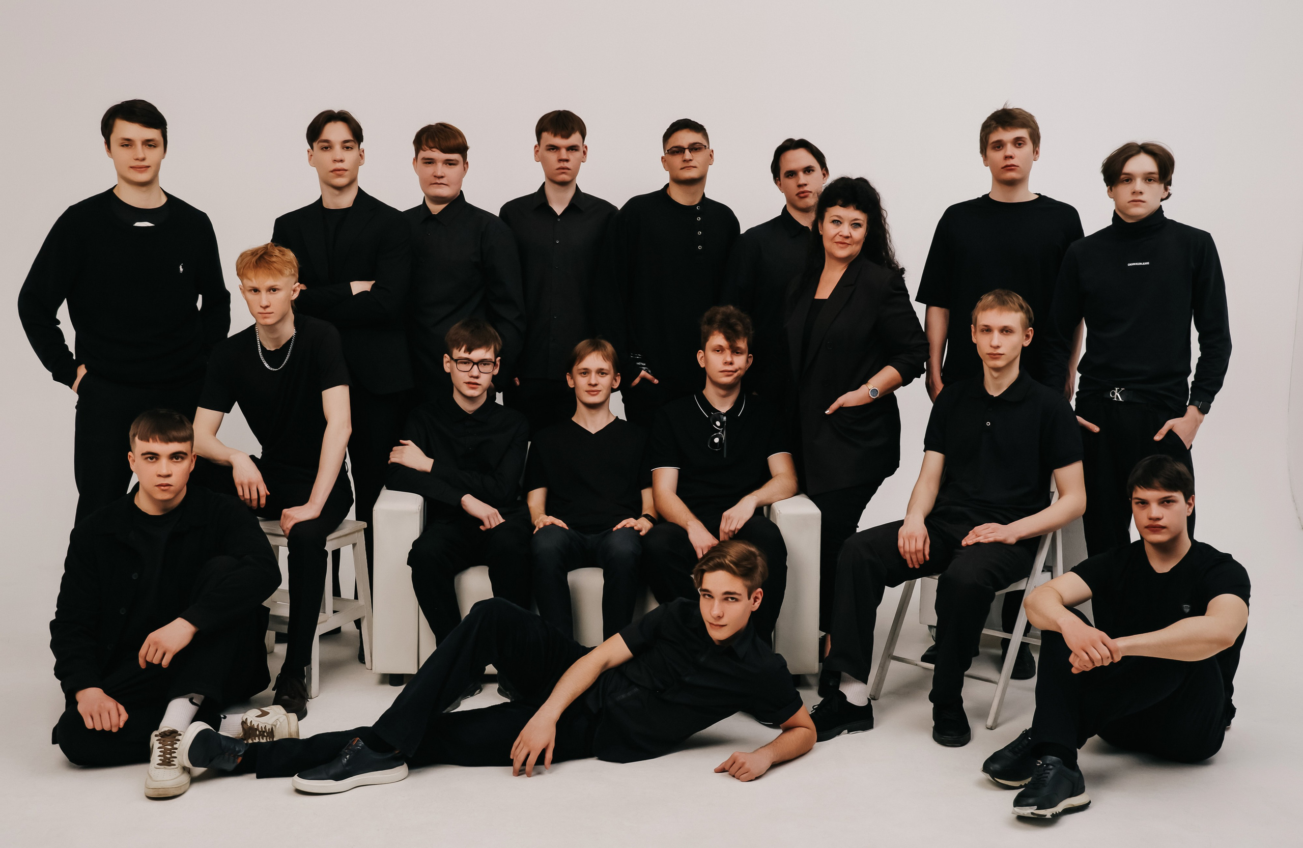 Школьные. Фотограф свадебный, репортажный, индивидуальный, фото для маркетплейсов, брендов, автосалонов