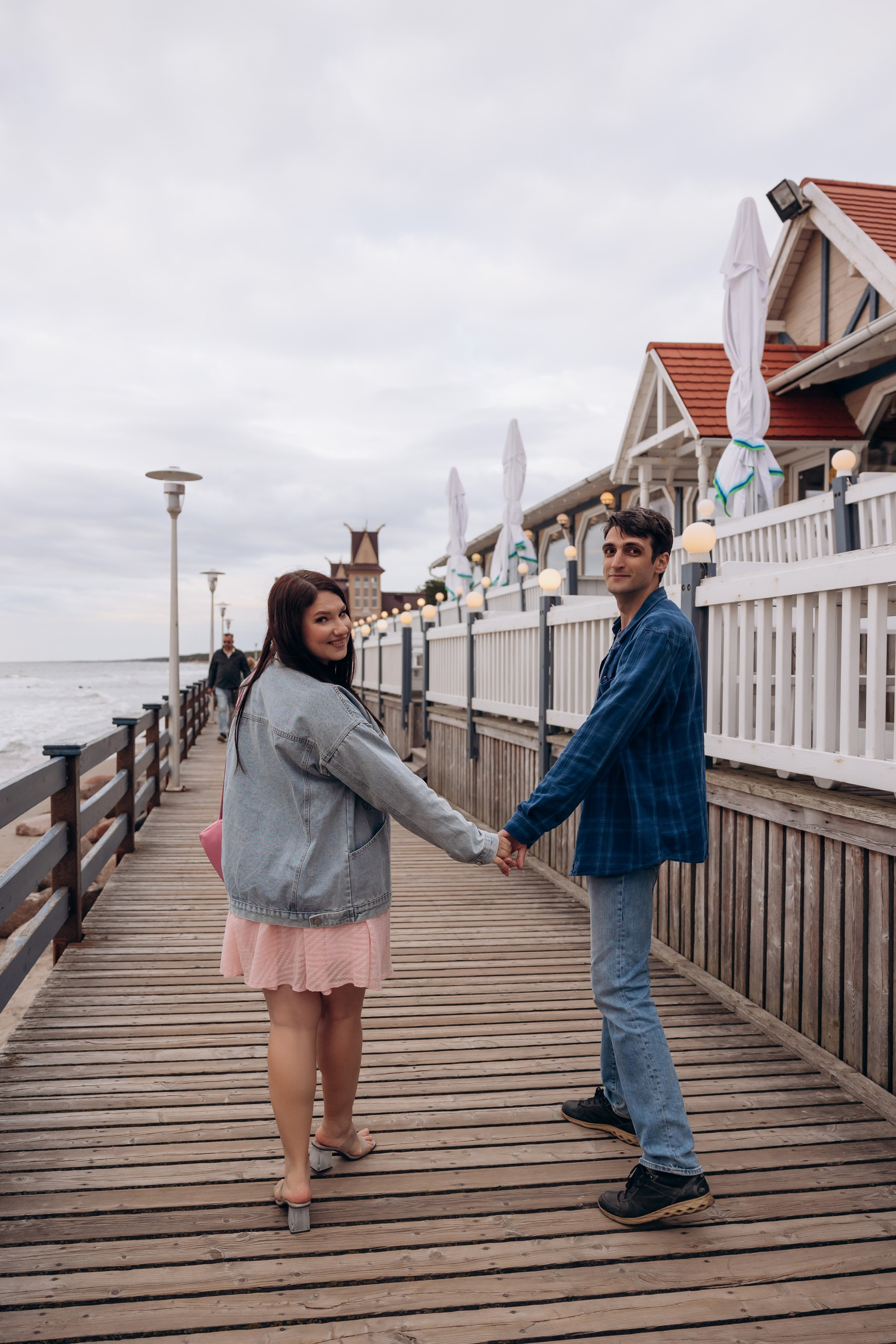 Городская прогулка Зеленоградск. Фотограф в Калининграде свадебная фотография, репортажная, фотосессии