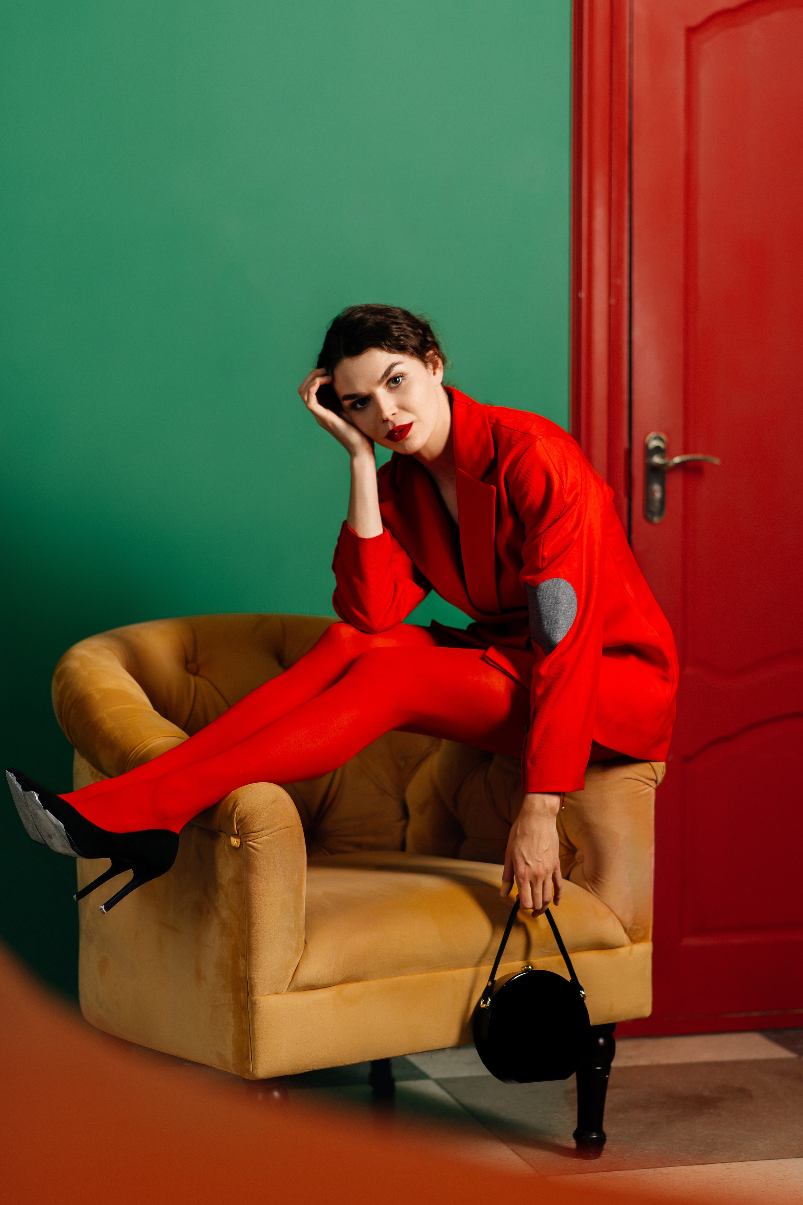 «Красные двери в мир веселья». Фотограф в Москве/Зарайске Шахова Марина