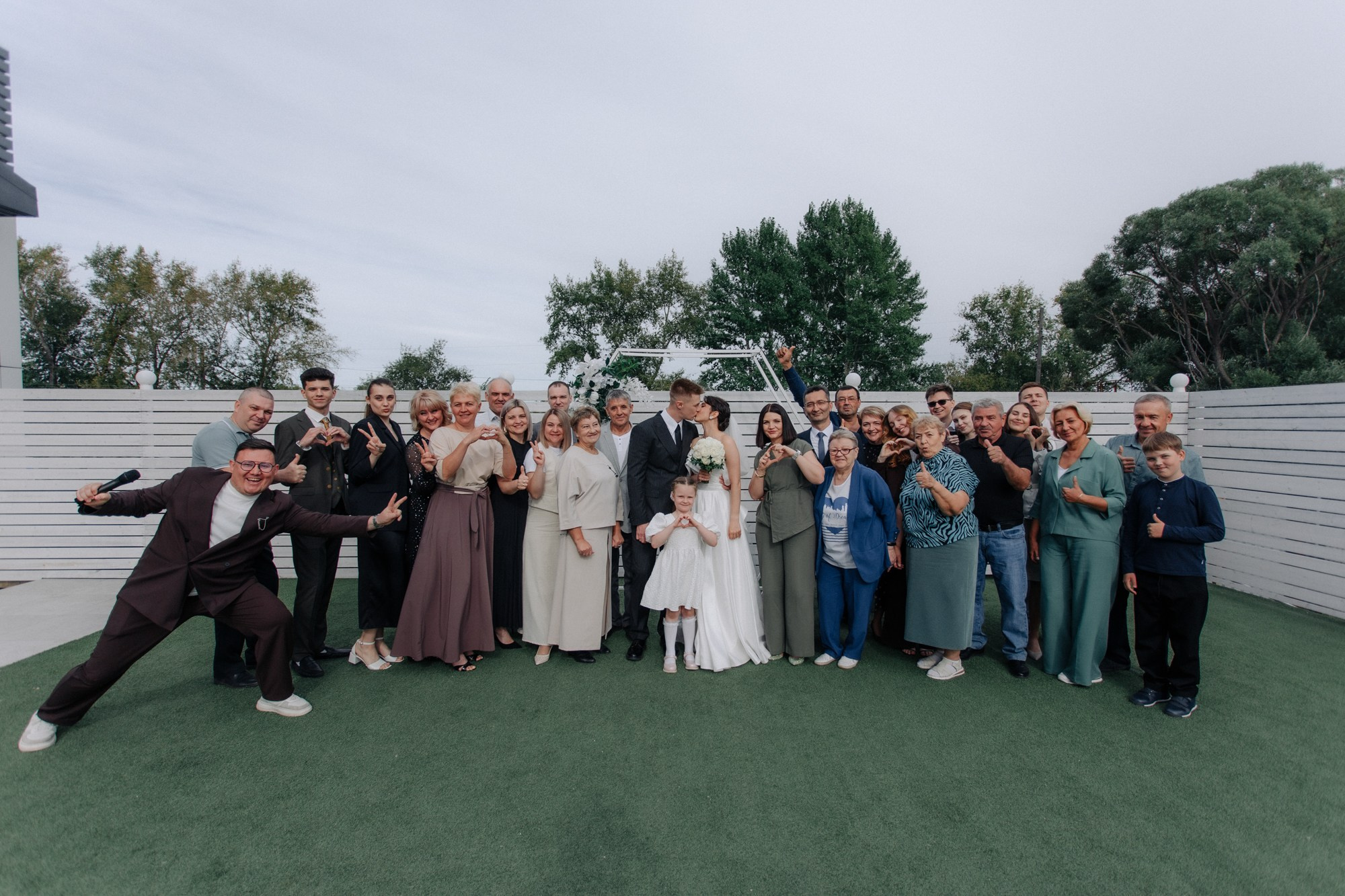 Кирилл и Карина. Свадебный и портретный фотограф в Омске Антон Карев