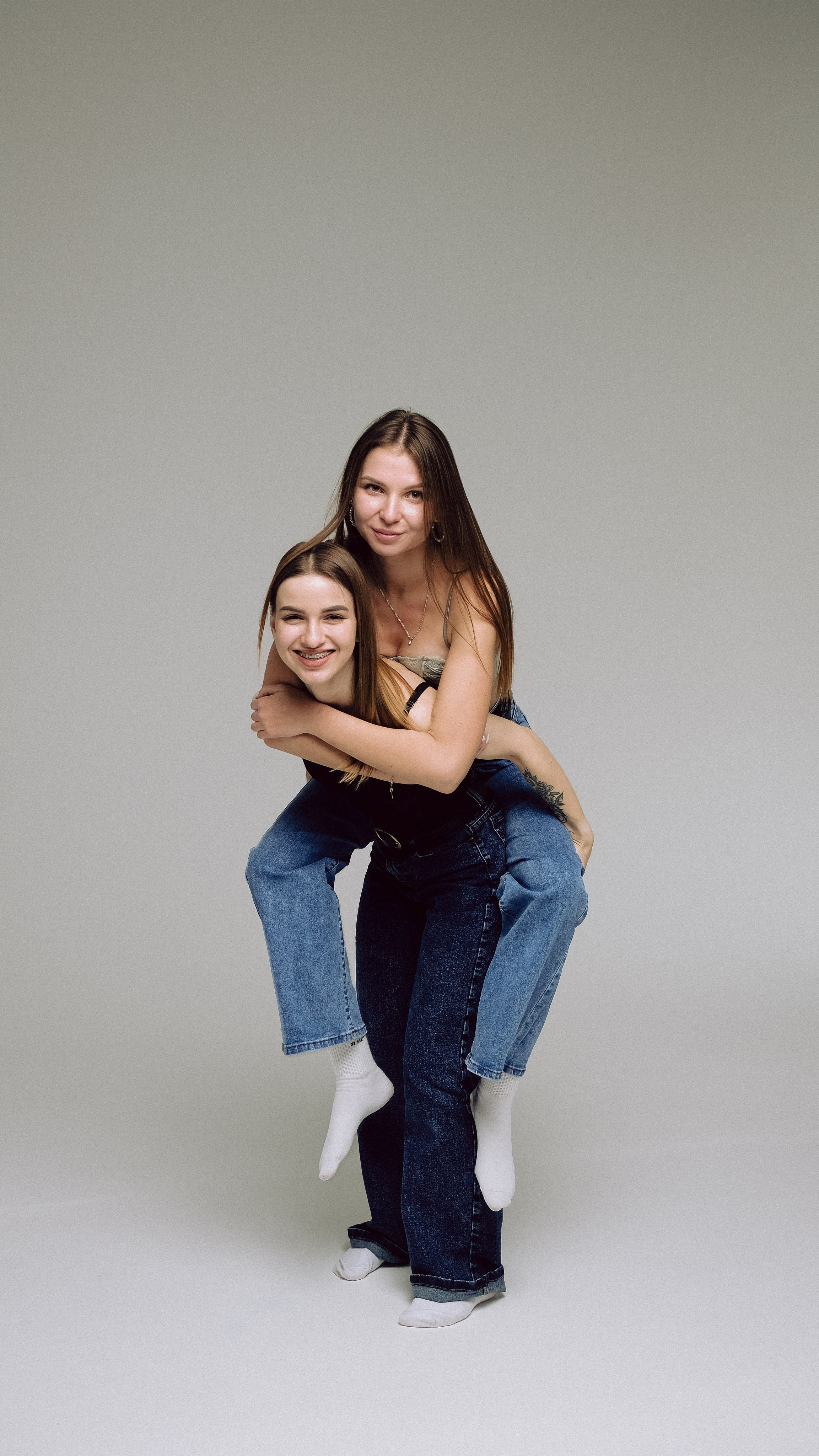 Даша & Настя. Phdkvmr.ru