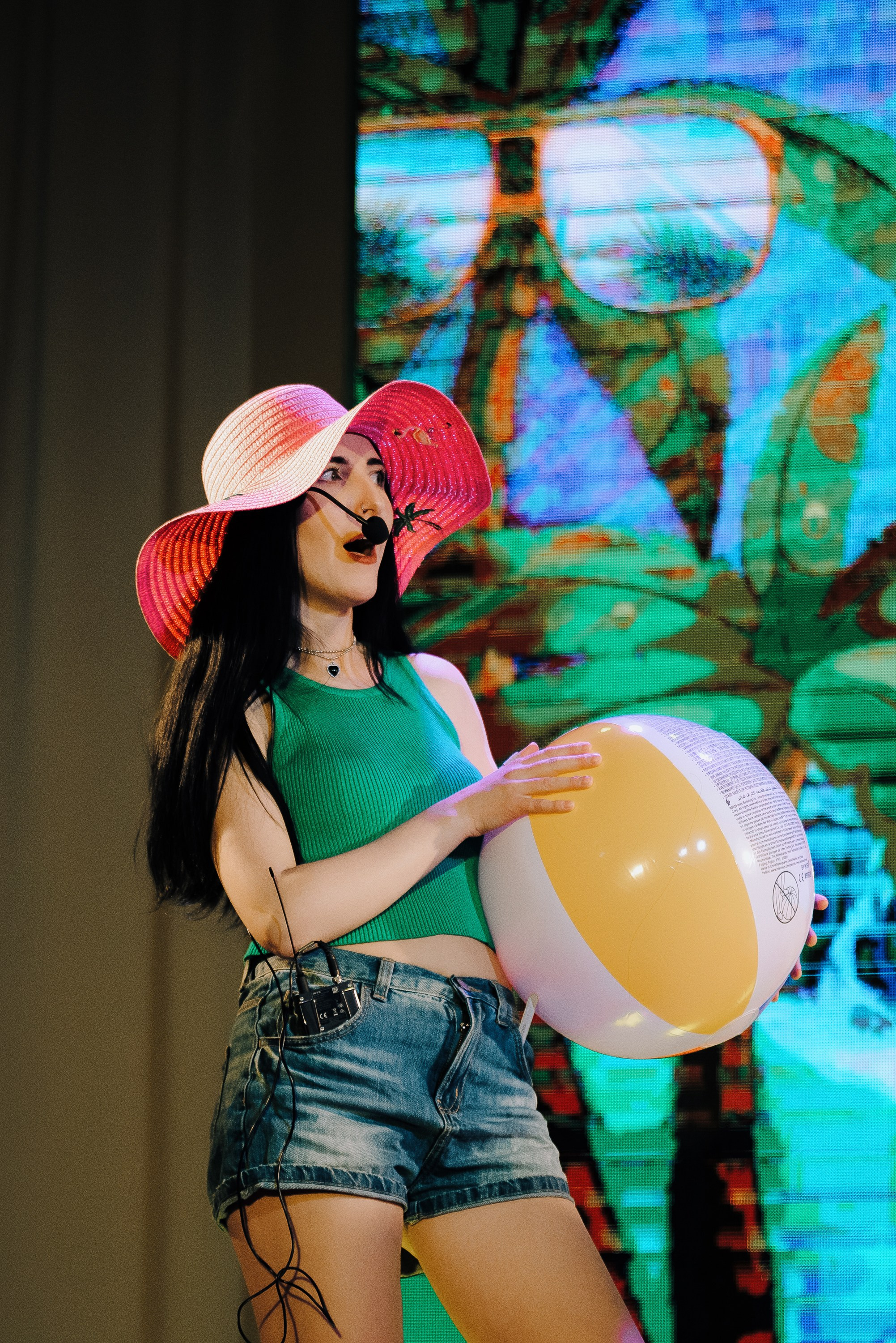 СПЕКТАКЛЬ «ВОЛШЕБНЫЕ ОЧКИ» ОПТИК-ЦЕНТР. Репортажный фотограф Зуев Роман г. Челябинск