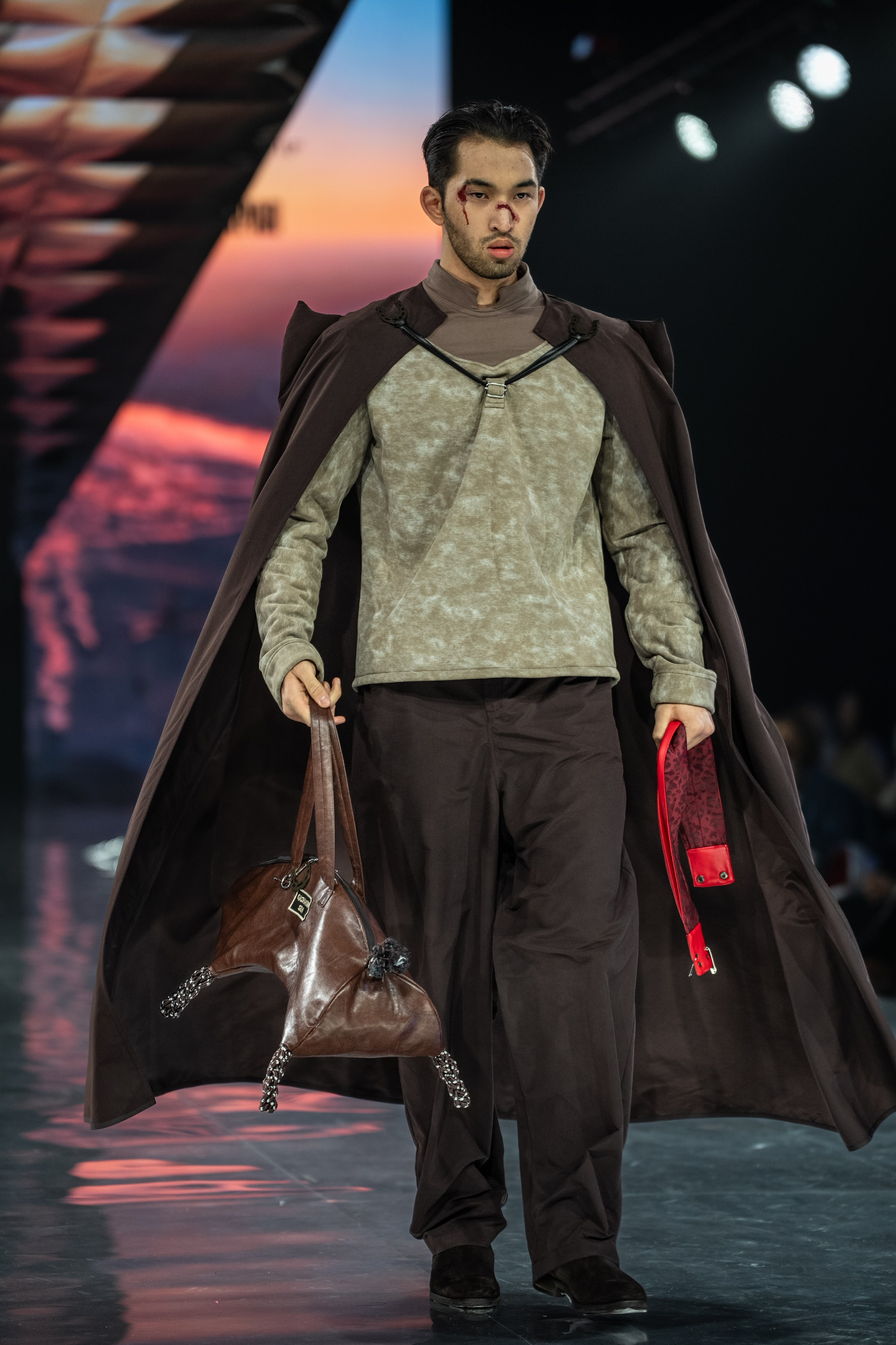 Visa Fashion Week Almaty Pre-Fall 2026 GAZHAIYIP. Сайт Алматинского НЮ АРТ, будуар и фэшн фотографа Дениса Карпенко