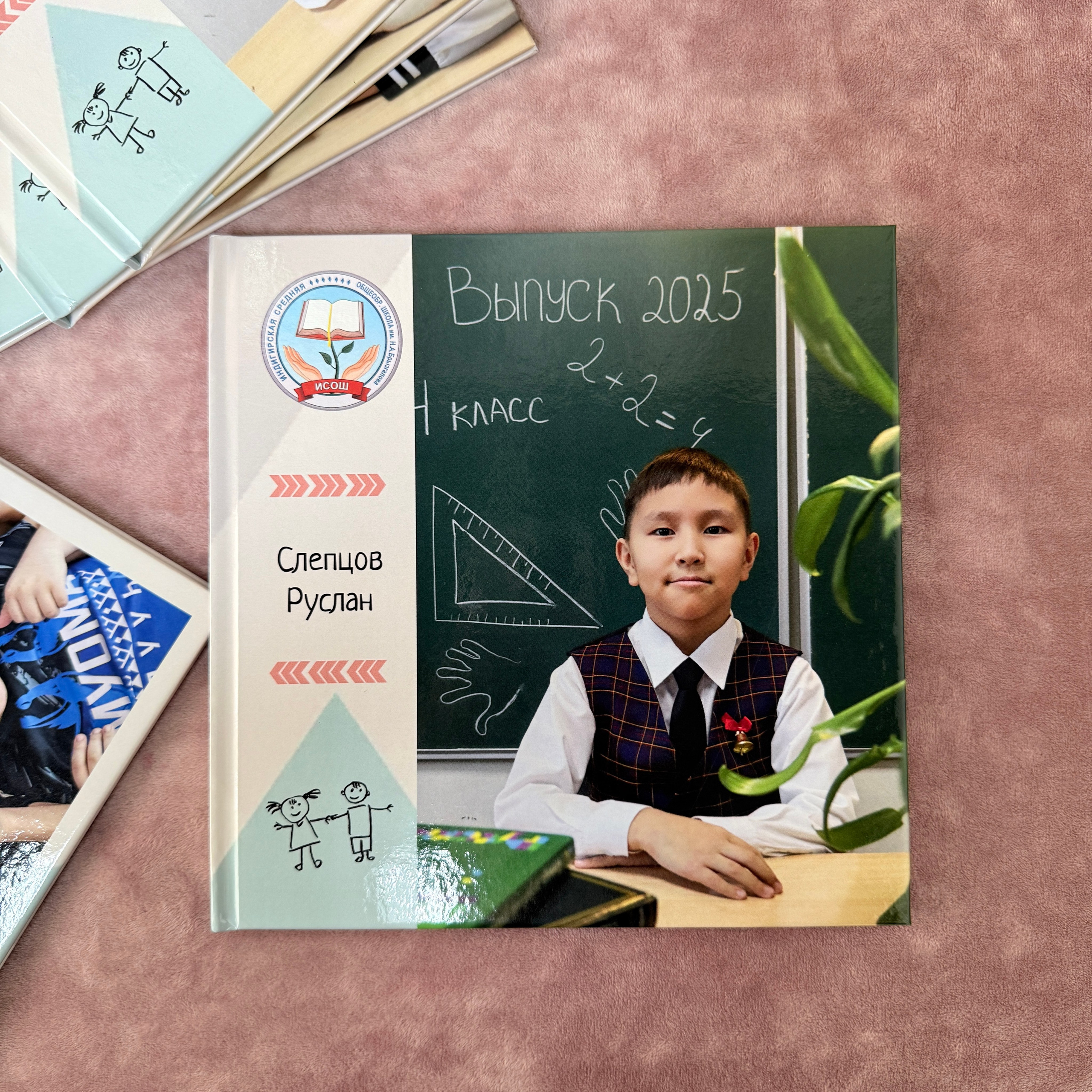 Фотокнига 20×20 — 5 разворотов. ФОТОГРАФ в Якутске Сардана Баишева