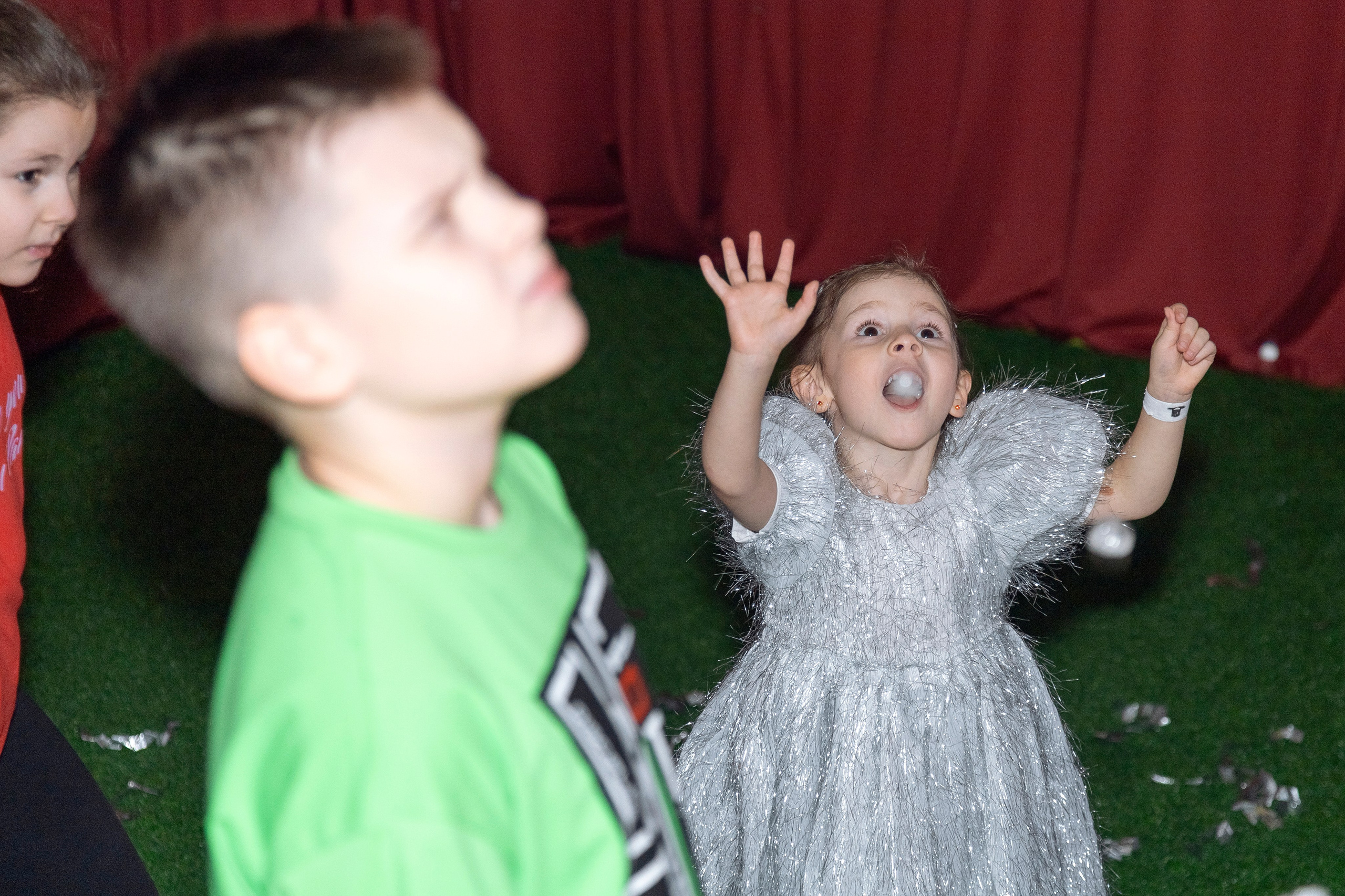 День рождение в активите-парке Магнус. Семейный фотограф в Сургуте Тимершина Мария