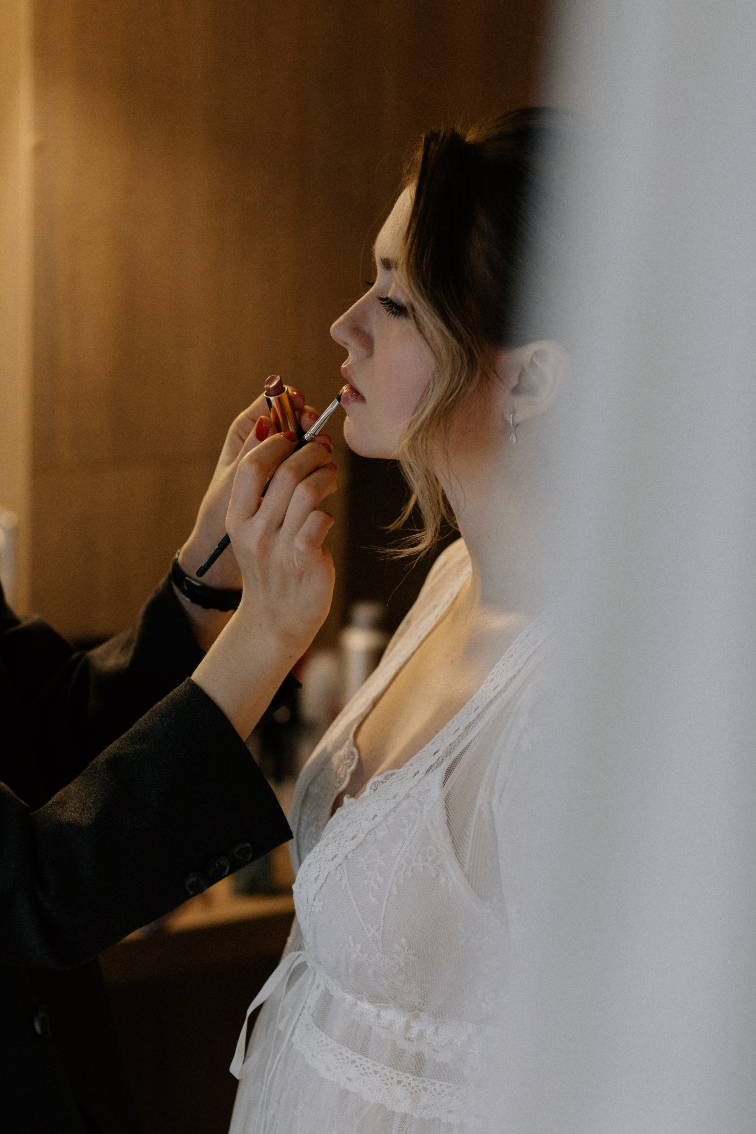 Ксюша и Илья. Утро в отеле роспись в Birds. Свадебный и портретный фотограф в Москве Анастасия Масюк