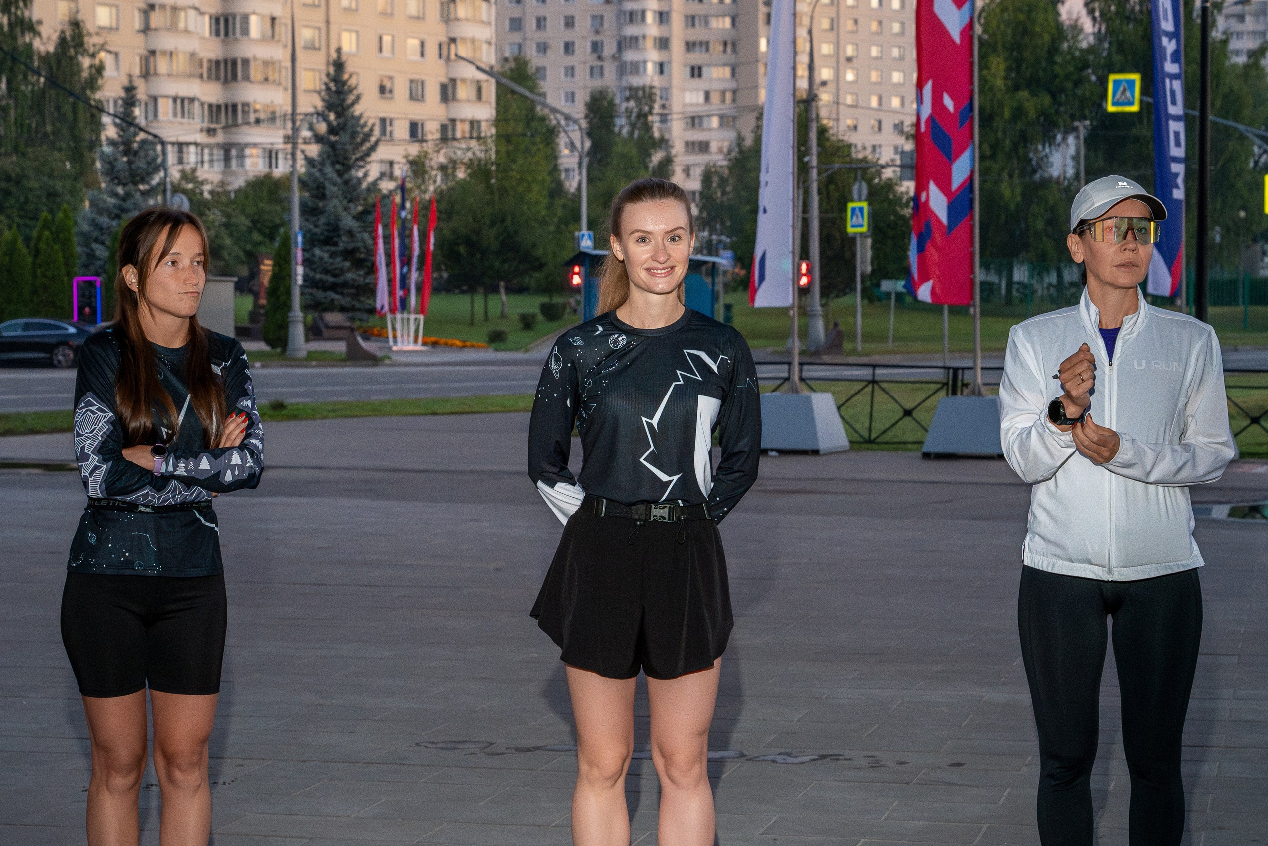 Runforsun, серия очень ранних забегов в Москве, 01.09.2026. Фотограф Михаил Гуменный