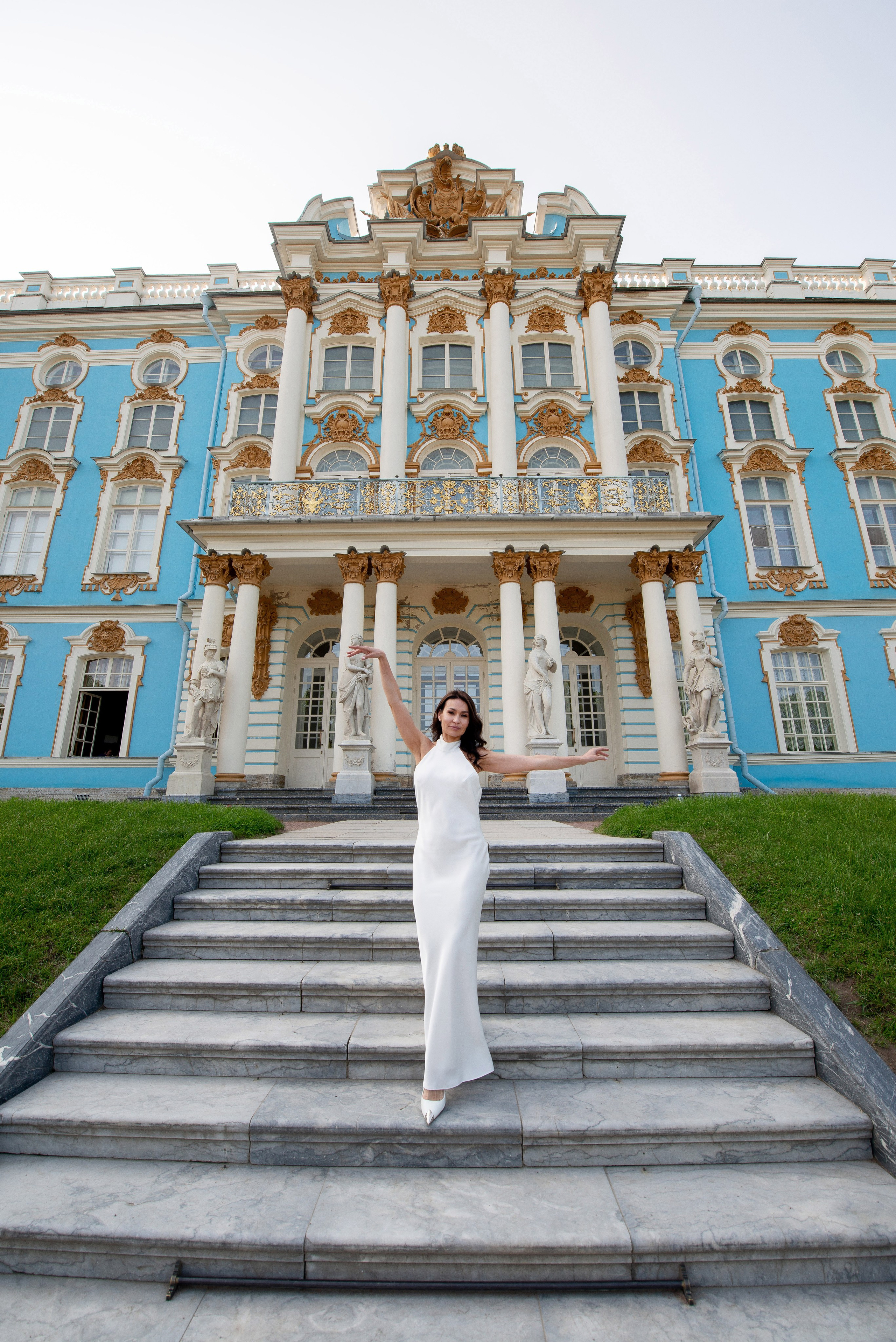 Алина и Алексей (прогулка на кабриолете, Академия Художеств, Екатерининский парк в Пушкине). Портретный, семейный и свадебный фотограф в Санкт-Петербурге и в Пушкине Ширяев Денис