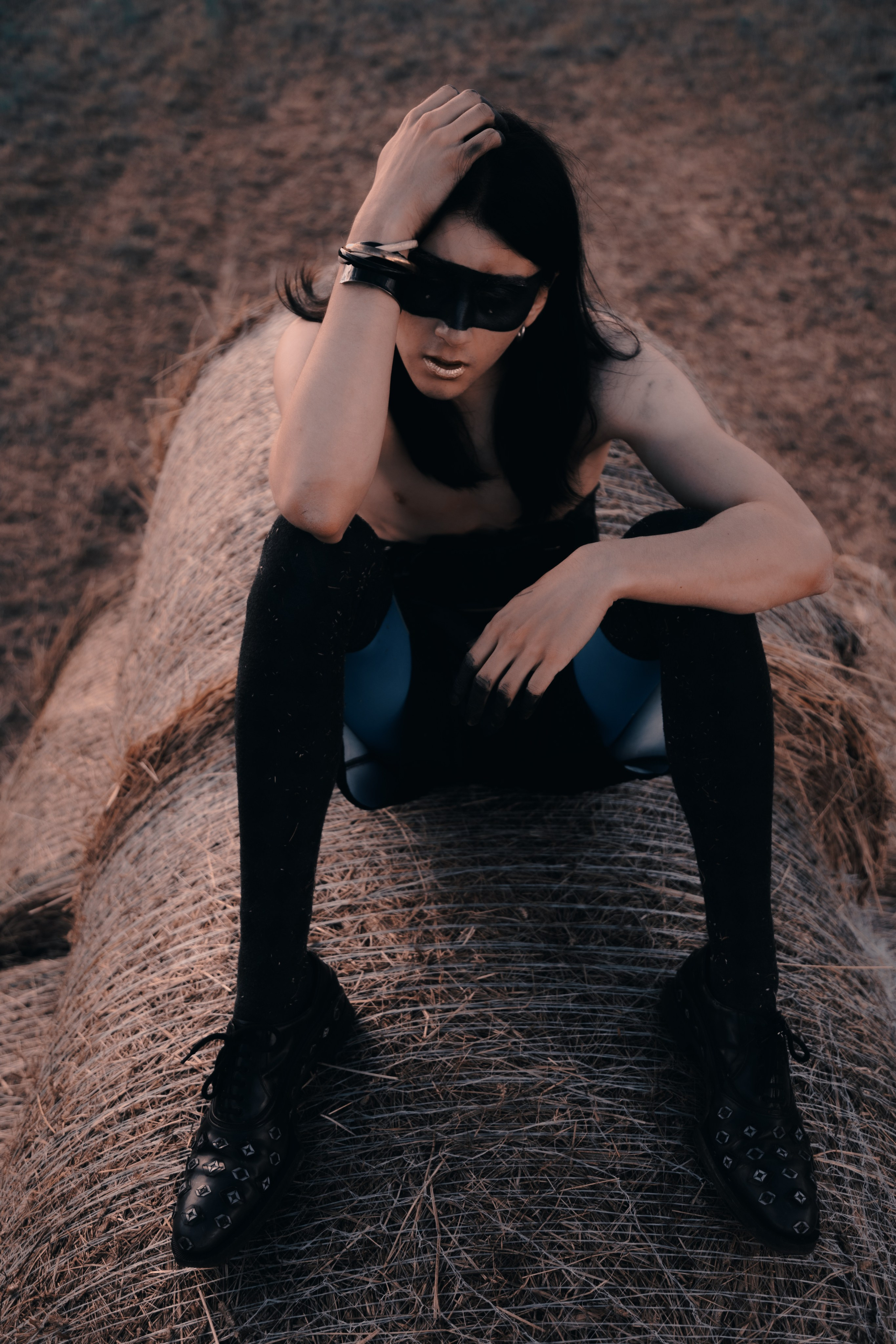 Адепт Vogue упавший с маршрутки. Креатор Ольга Яш