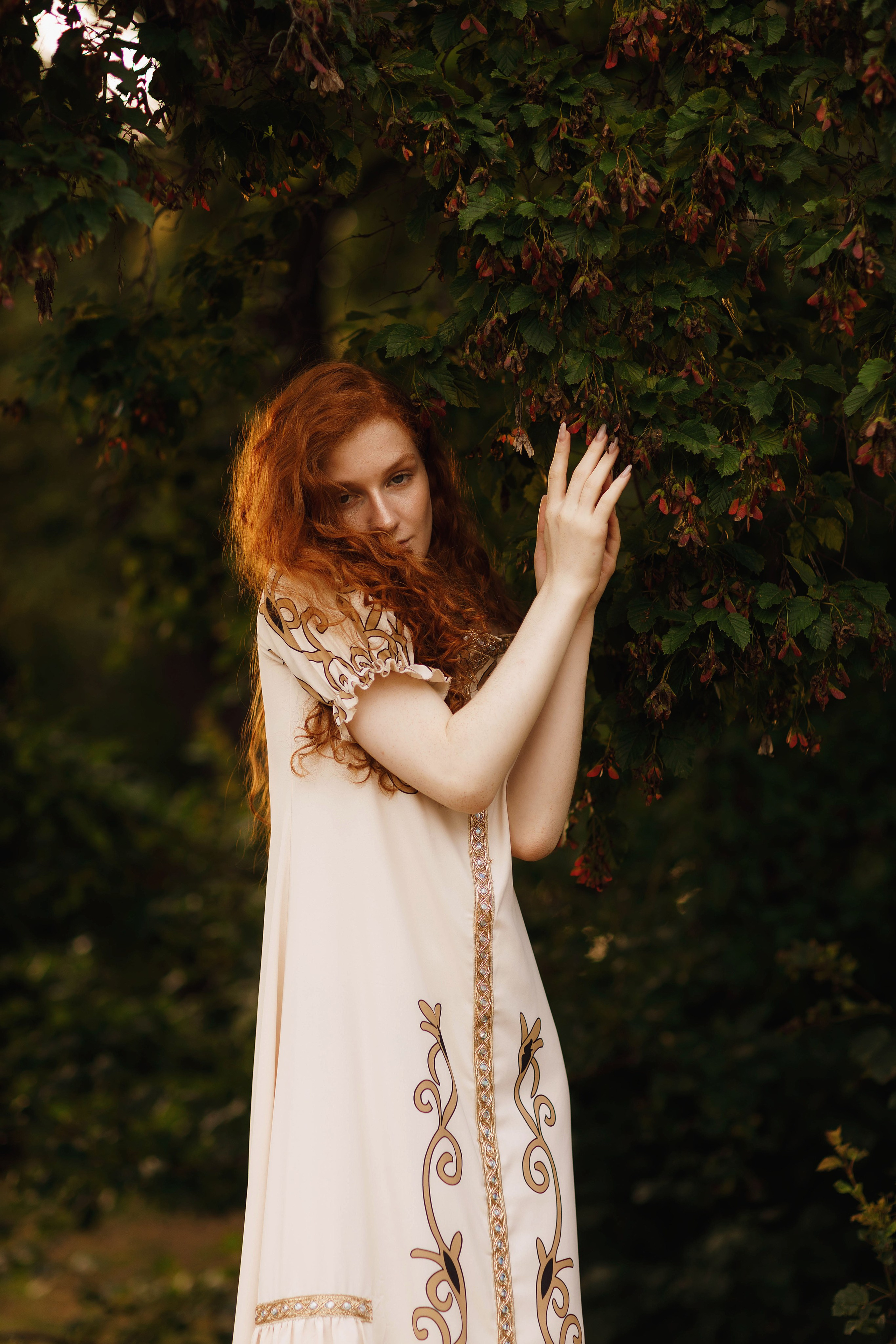 Фотосессия на заливе с Татой в платье от Ирины Павловой. Портретный и репортажный фотограф в Чебоксарах Андриян Чаркин