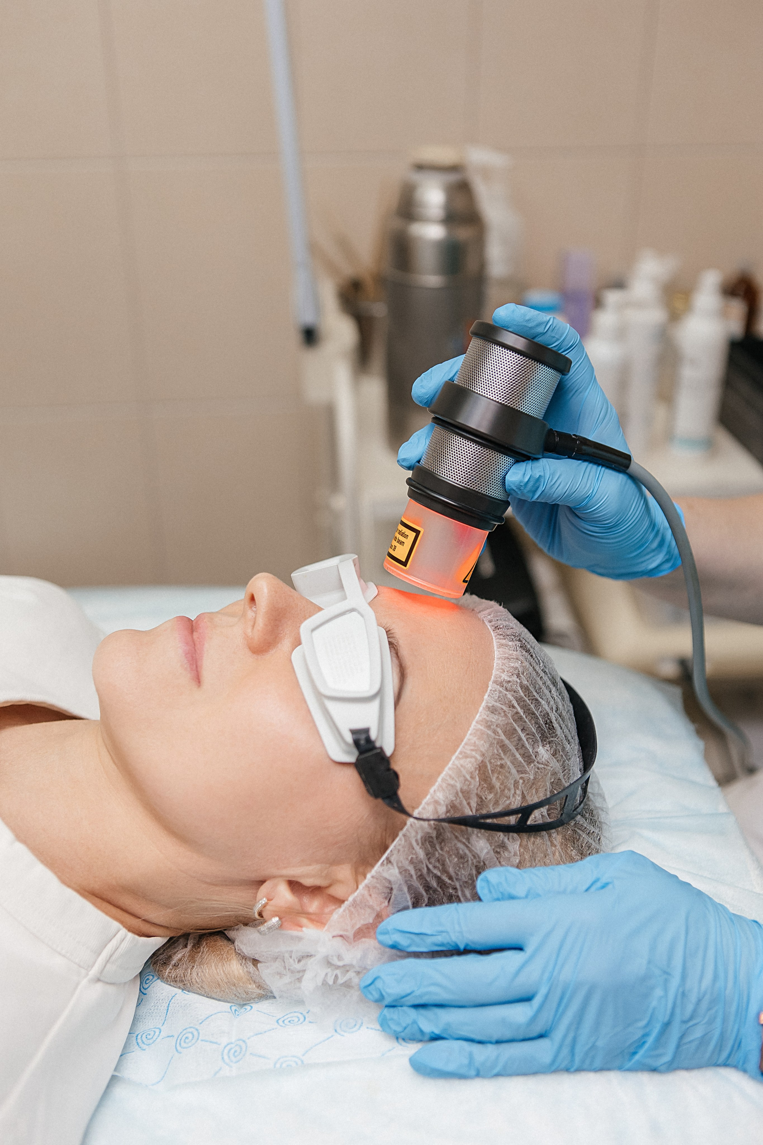 Контент-съемка для медицинского центра «Миль Флер», г. Барнаул. Портретный фотограф Юлия Красноперова в Барнауле/Заринске