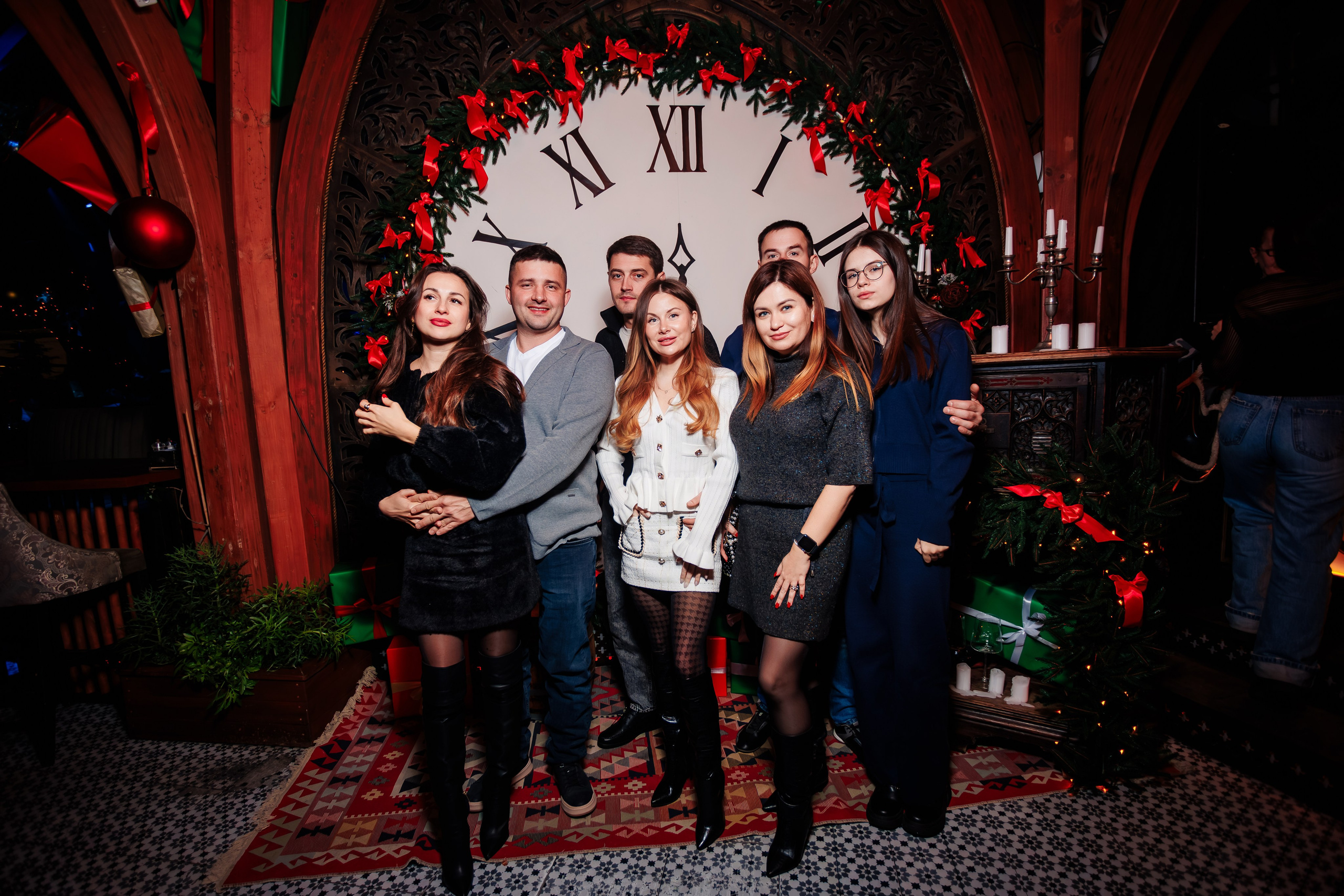 Городской корпоратив в PTIZZA_Ялта_29.12.2025. Аминов Руслан | Фотограф