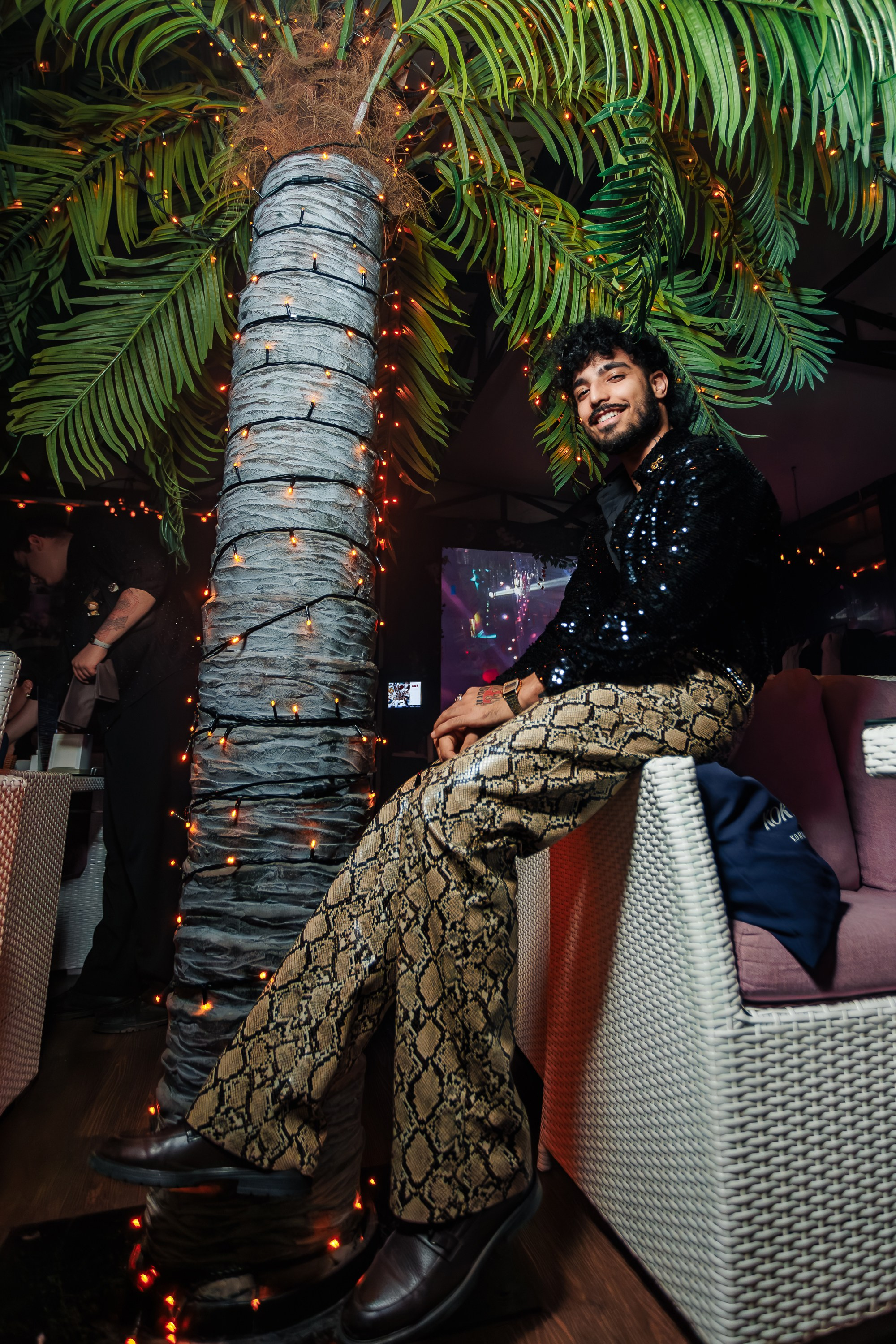 «Magic of BONEY`M «_Чайка на пляже_Ялта_06.12.2025 г. Аминов Руслан | Фотограф