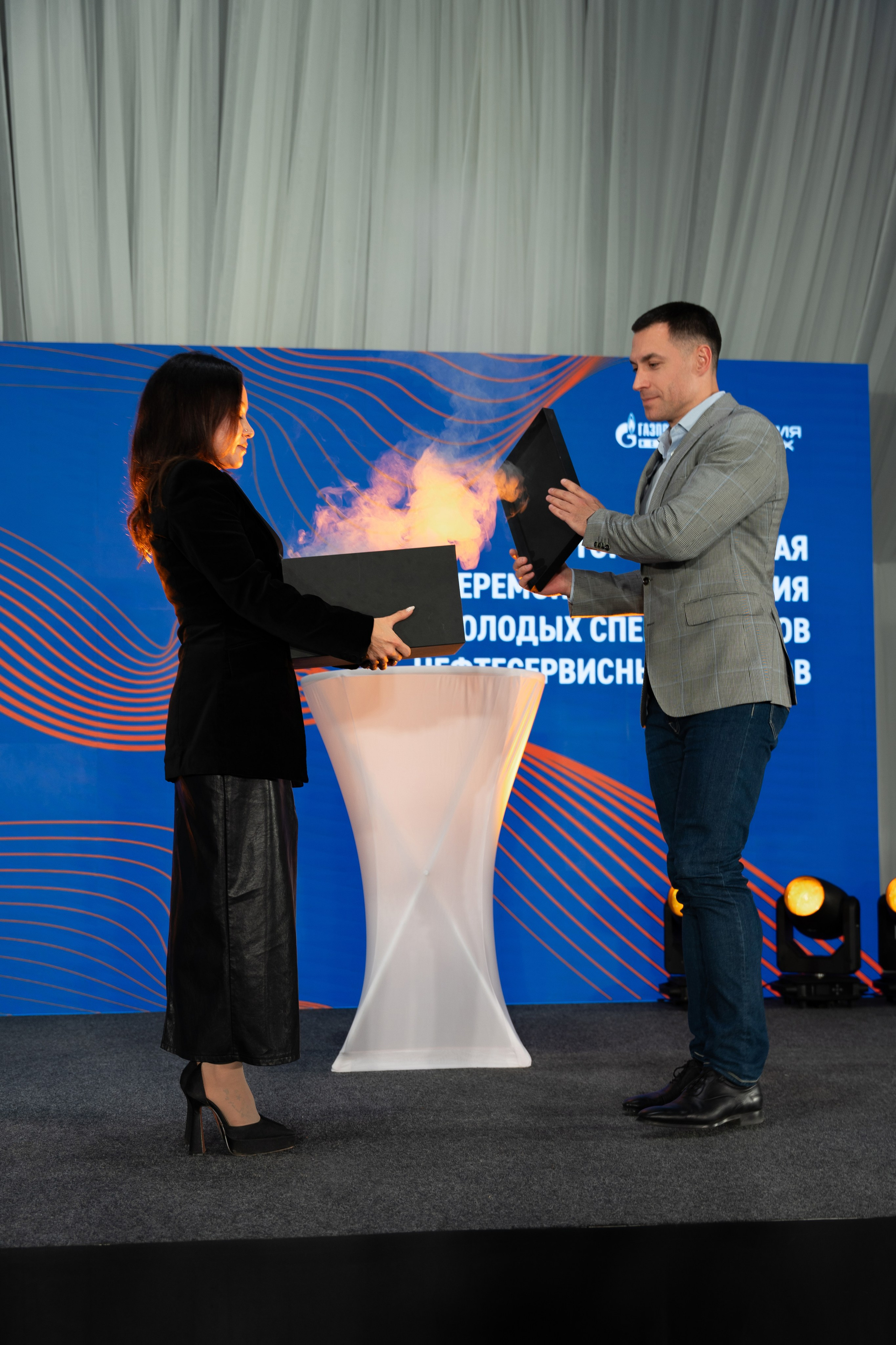 Посвящение «Газпромнефть-Тюмень». Свадебный фотограф Руслан Хасанов