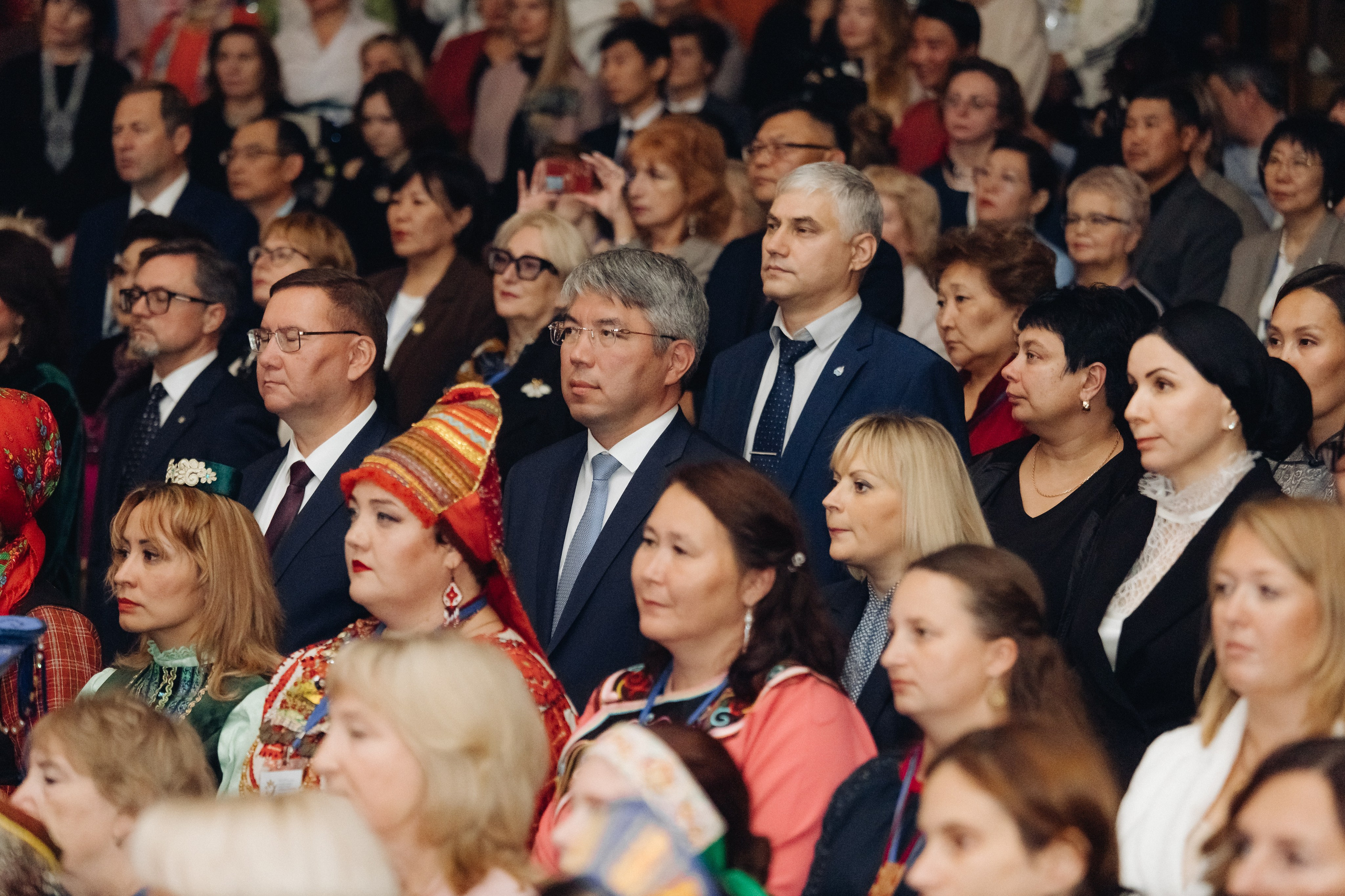 Лучший учитель родного языка и литературы 2025. Свадебный и семейный фотограф в Улан-Удэ