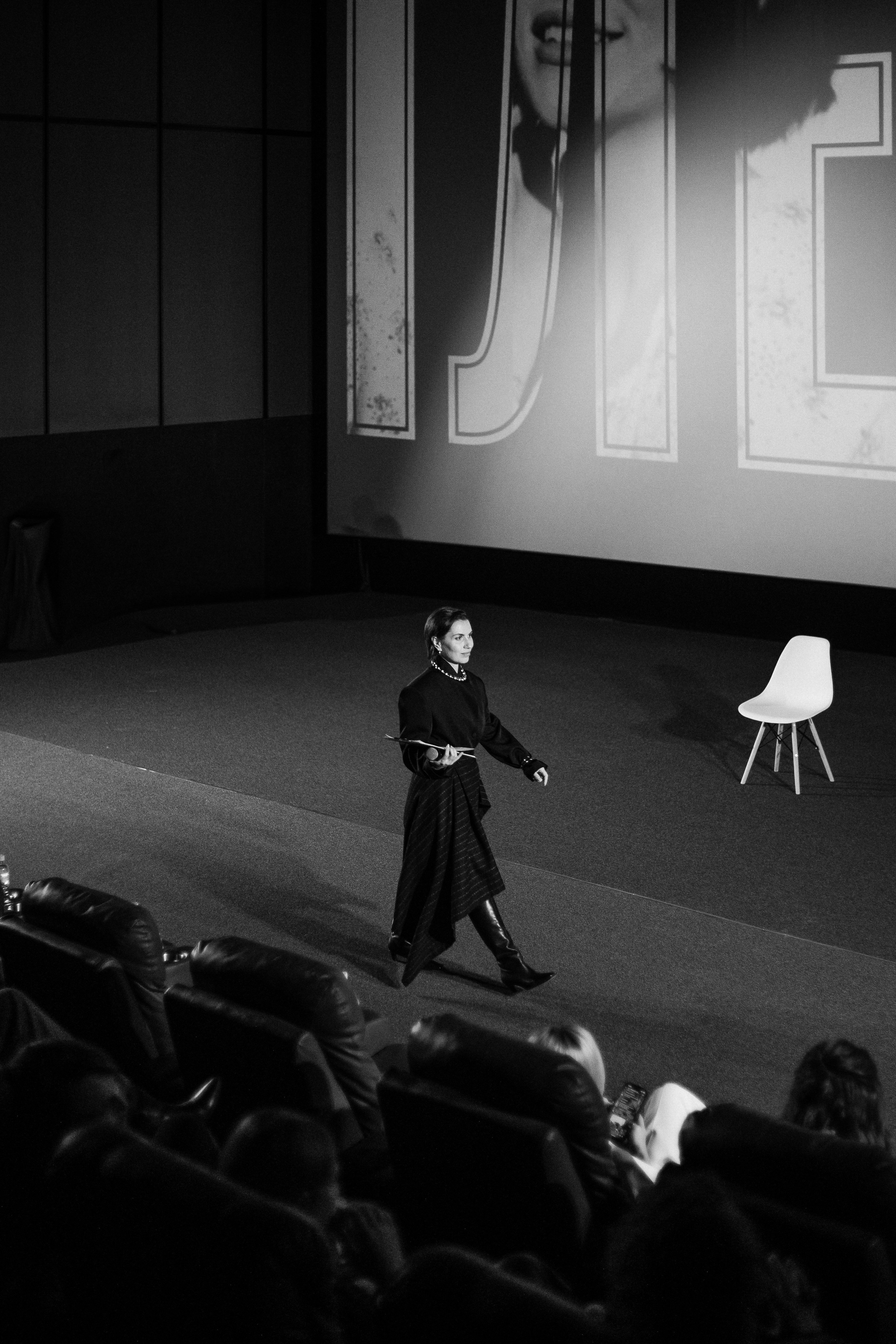 ФЭШН КОНФА. СВОИ. ФОТООТЧЕТЫ-СОБЫТИЯ-МЕСТА